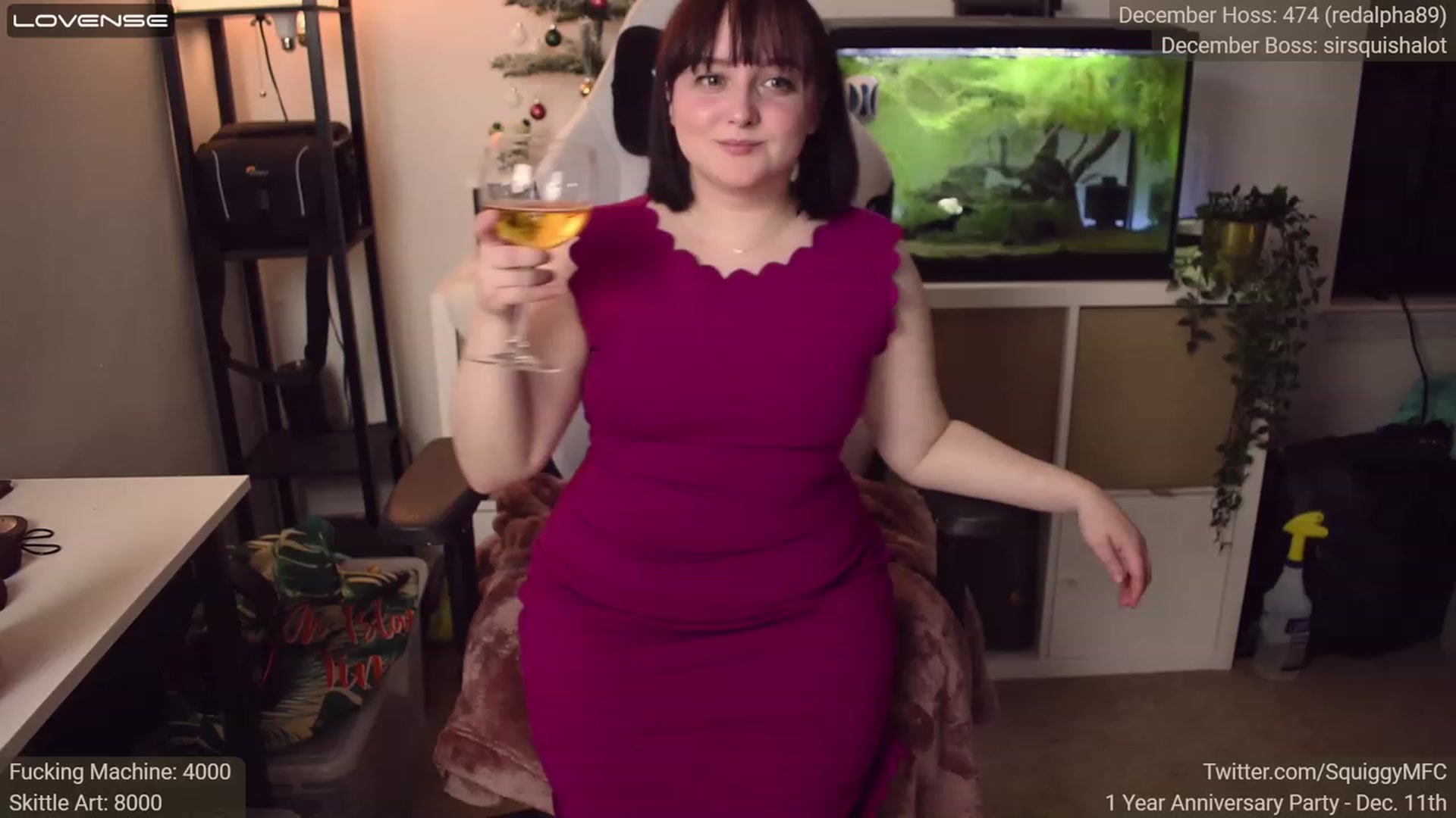 Gallery image thumbnail from Squiggy's myfreecams stream on, 12/12/2022, 06:07 image 3 of 20