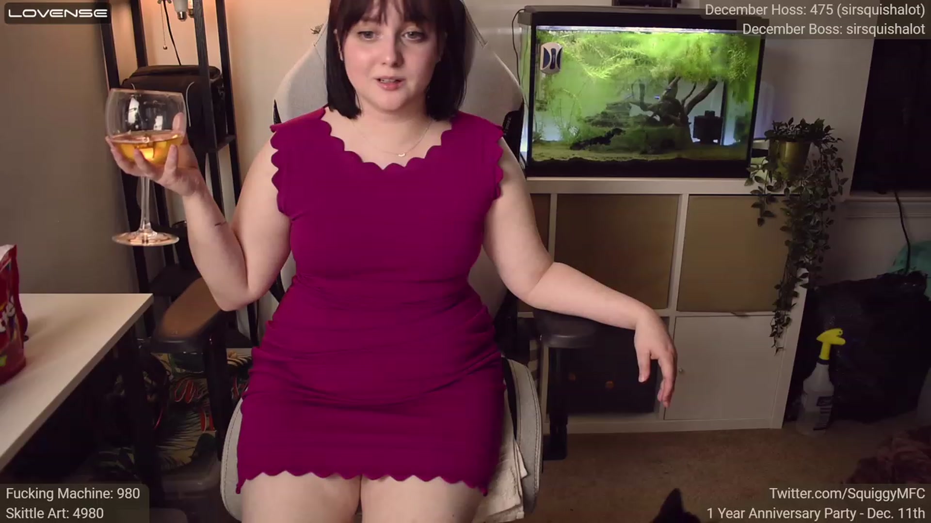 Gallery image thumbnail from Squiggy's myfreecams stream on, 12/12/2022, 07:06 image 19 of 20