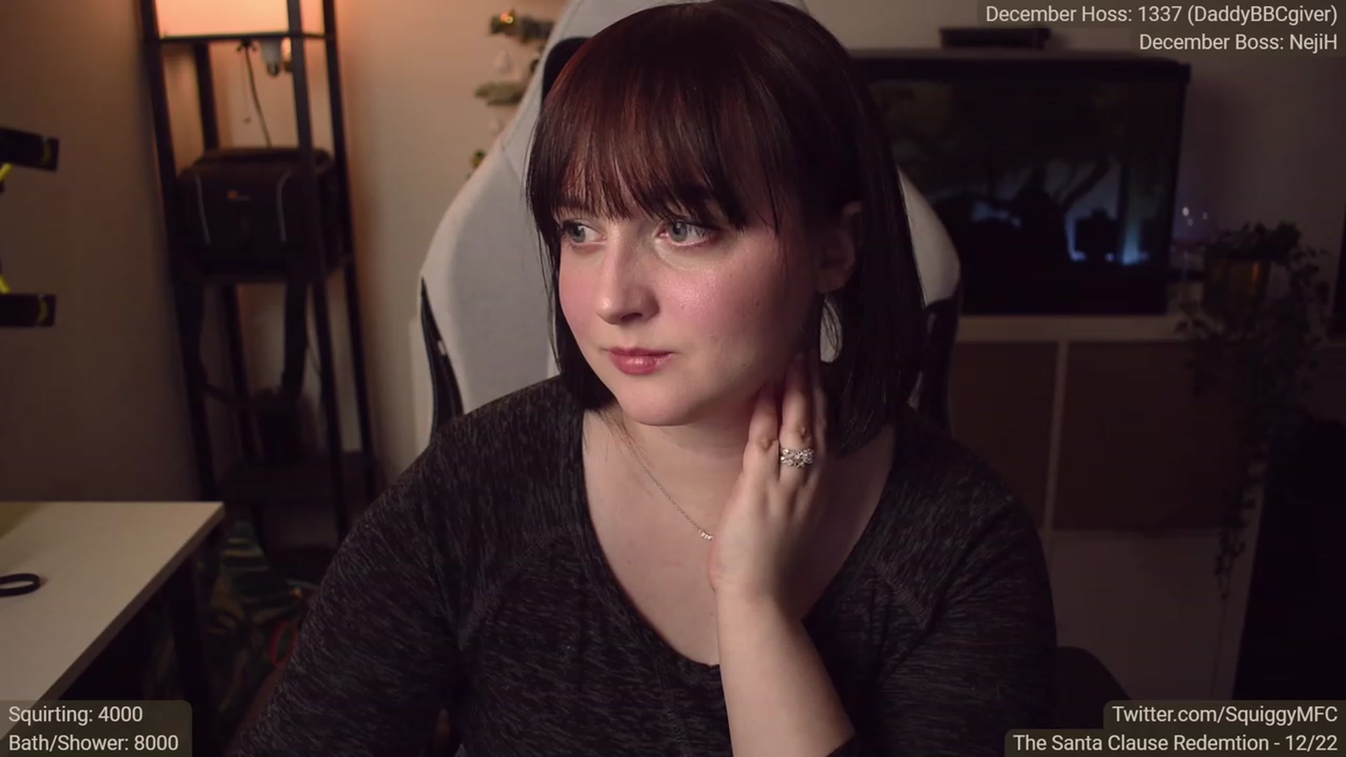 Gallery image thumbnail from Squiggy's myfreecams stream on, 12/22/2022, 05:48 image 3 of 20