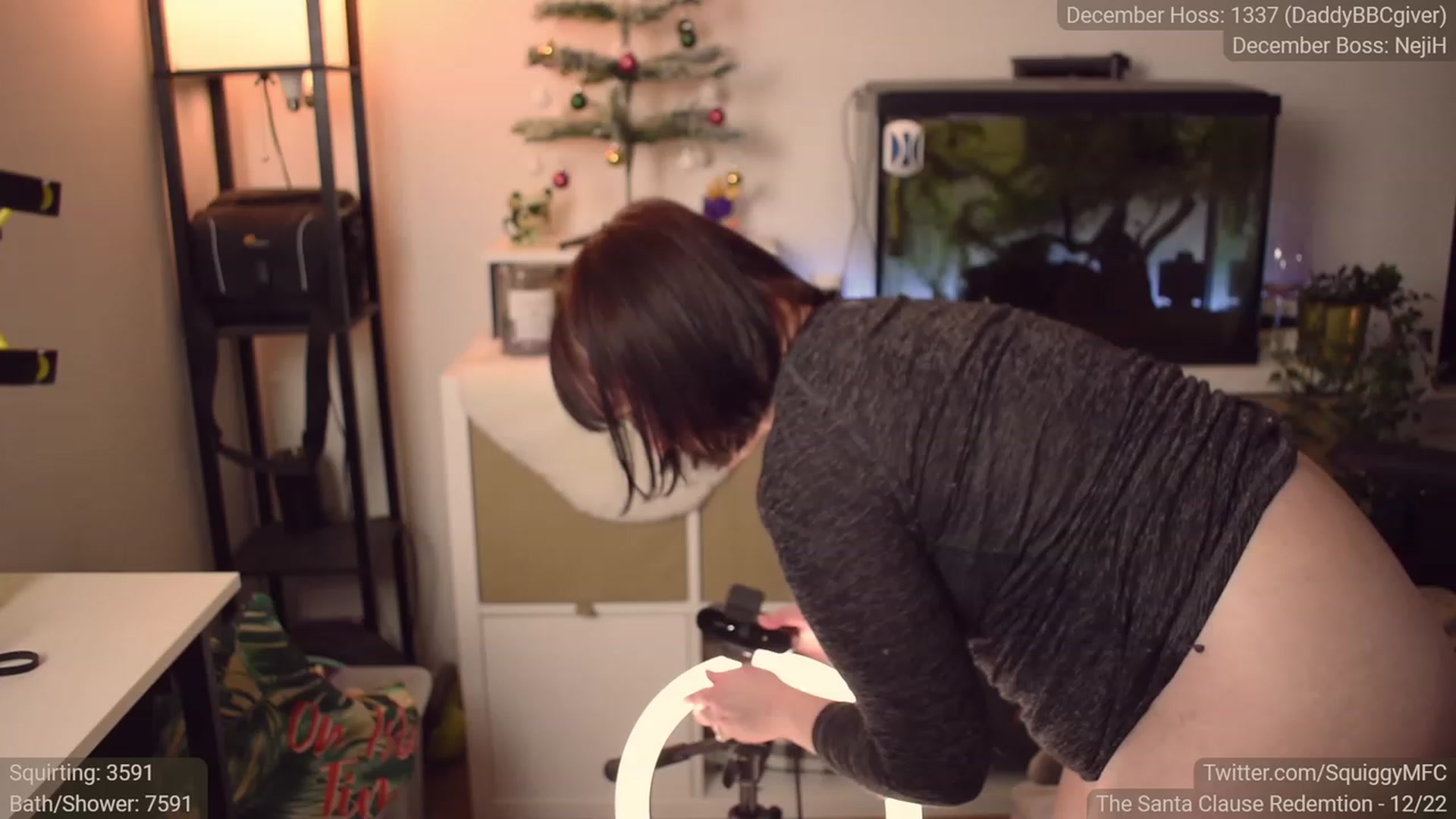 Gallery image thumbnail from Squiggy's myfreecams stream on, 12/22/2022, 05:48 image 9 of 20