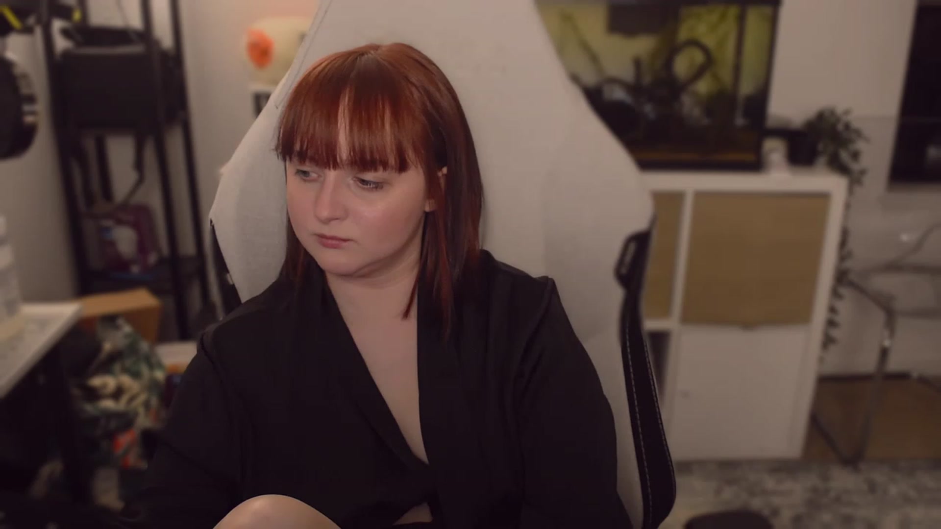 Gallery image thumbnail from Squiggy's myfreecams stream on, 03/21/2023, 04:46 image 14 of 20