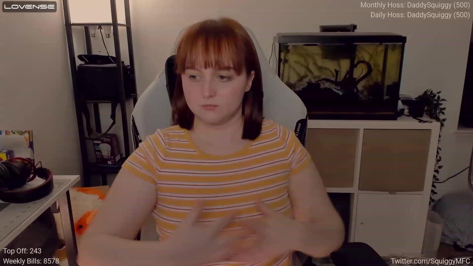 Gallery image thumbnail from Squiggy's myfreecams stream on, 04/12/2023, 04:36 image 3 of 20