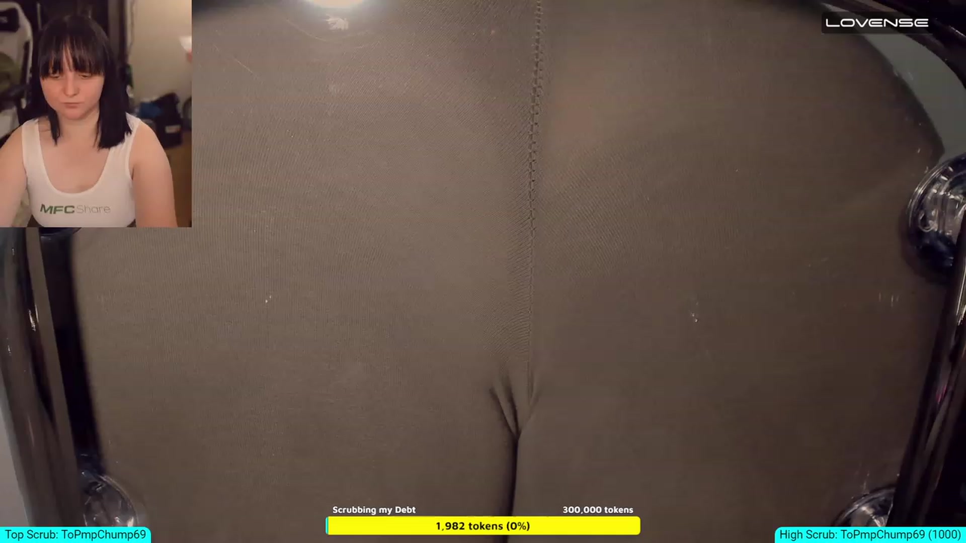 Gallery image thumbnail from Squiigee's myfreecams stream on, 06/16/2023, 13:23 image 8 of 20