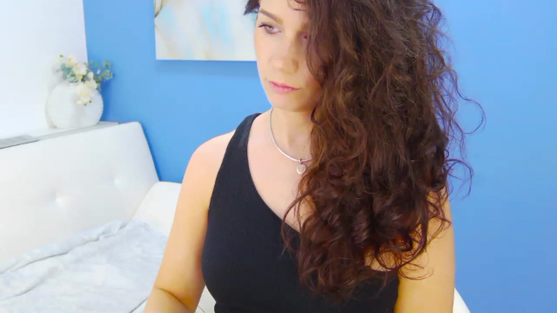 Gallery image thumbnail from Squirrel_MFC's myfreecams stream on, 12/01/2022, 08:11 image 5 of 20