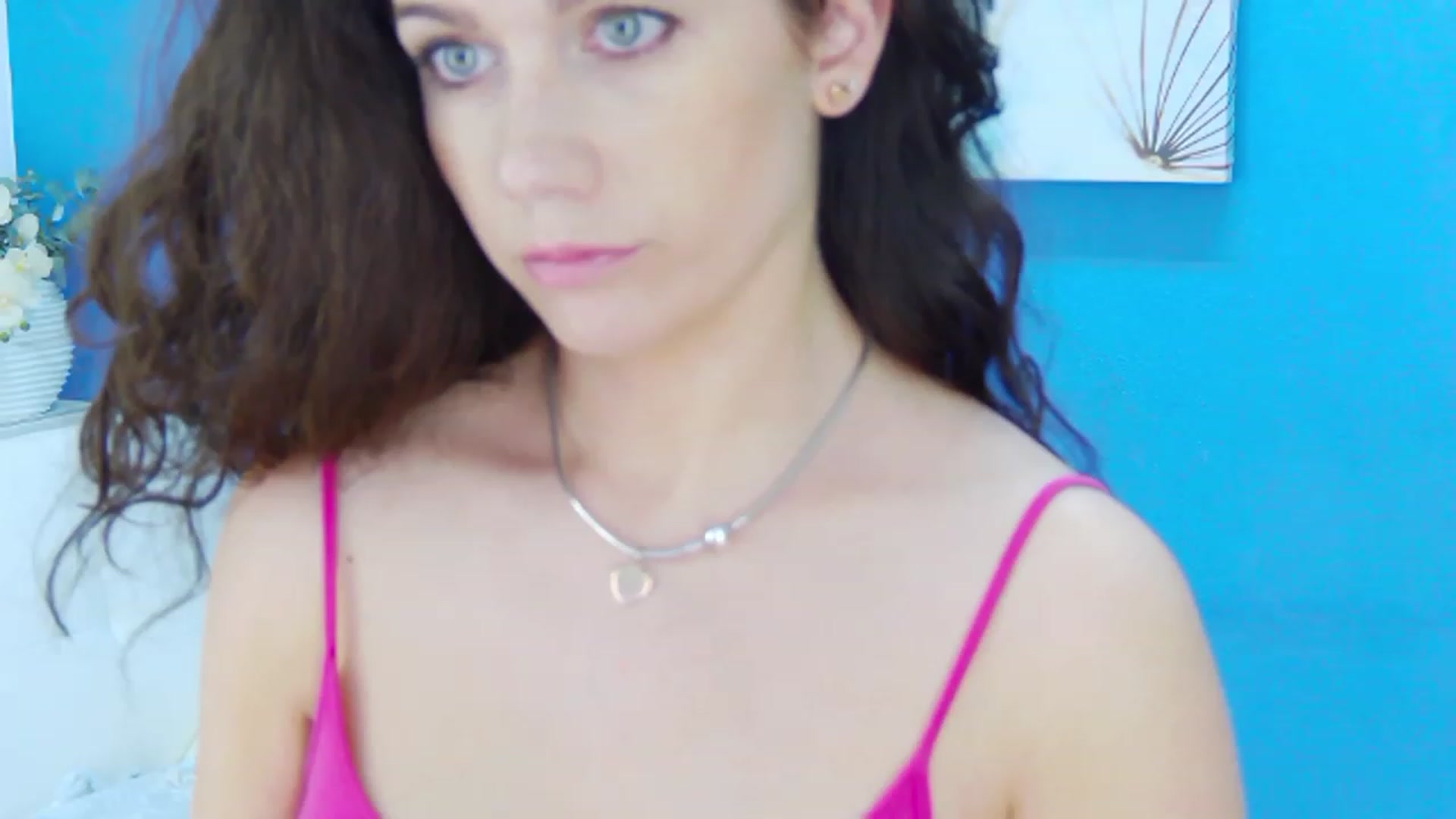 Gallery image thumbnail from Squirrel_MFC's myfreecams stream on, 12/02/2022, 24:46 image 9 of 20