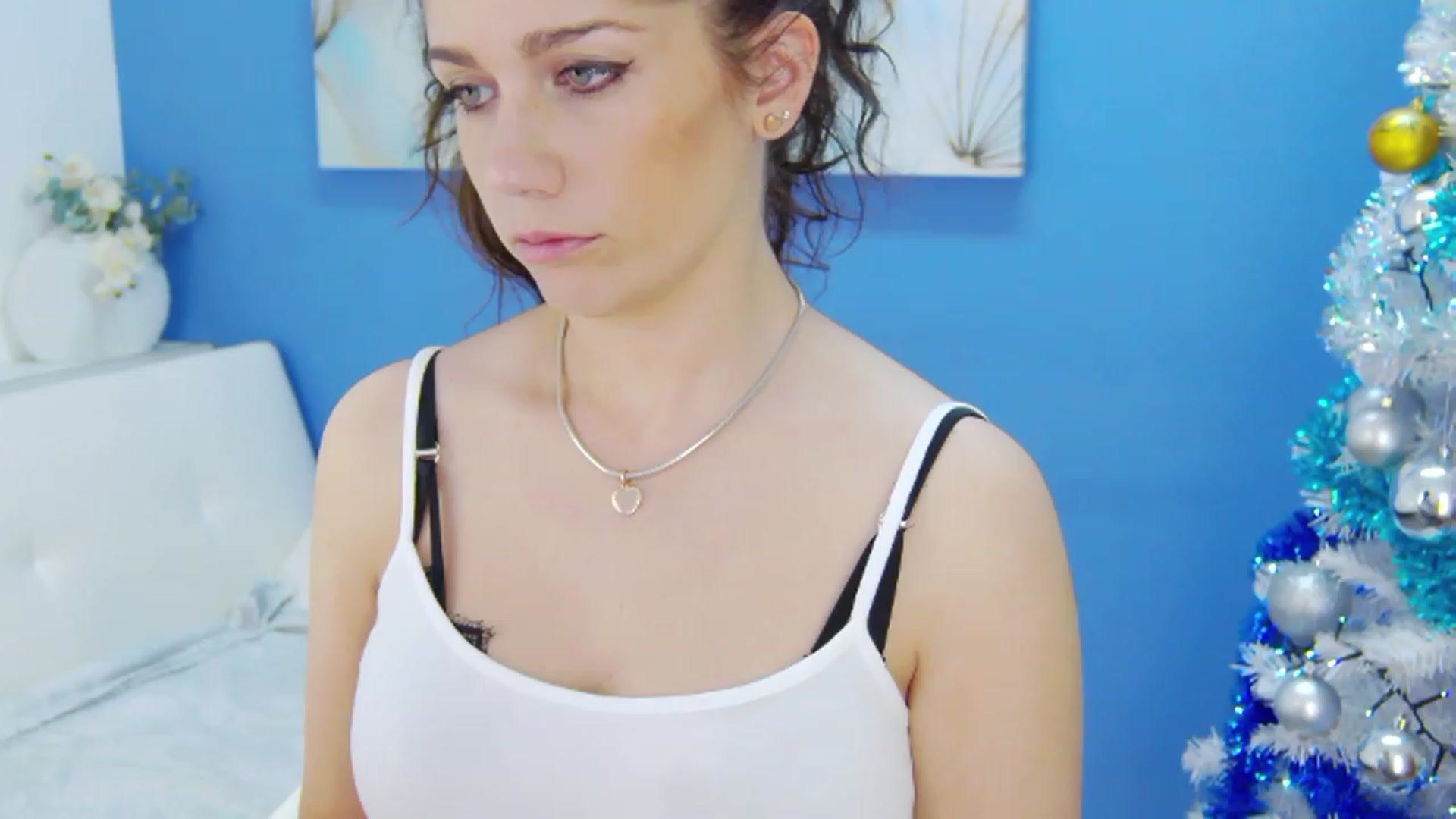 Gallery image thumbnail from Squirrel_MFC's myfreecams stream on, 12/05/2022, 23:44 image 4 of 20