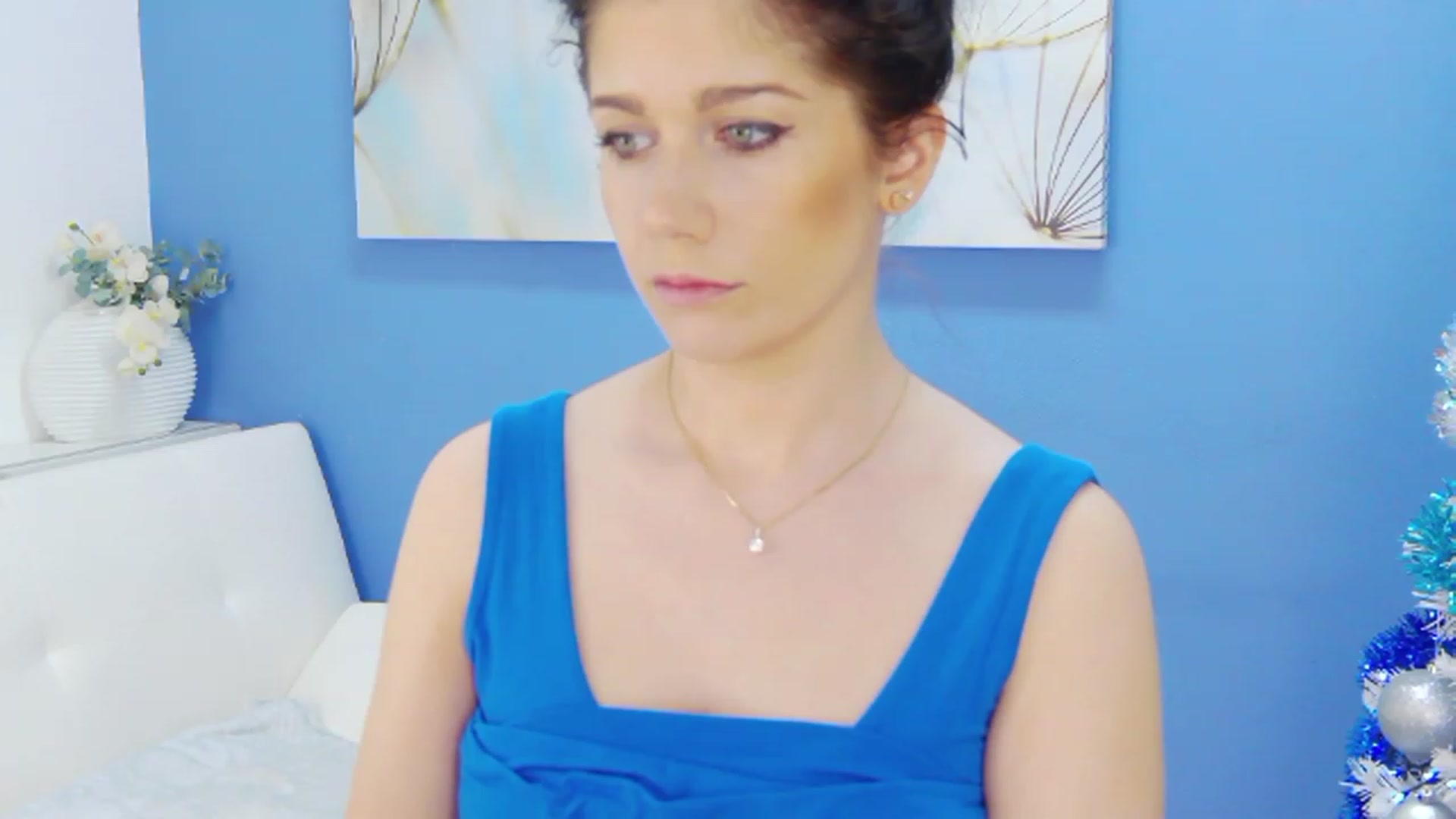 Gallery image thumbnail from Squirrel_MFC's myfreecams stream on, 12/07/2022, 24:25 image 2 of 20