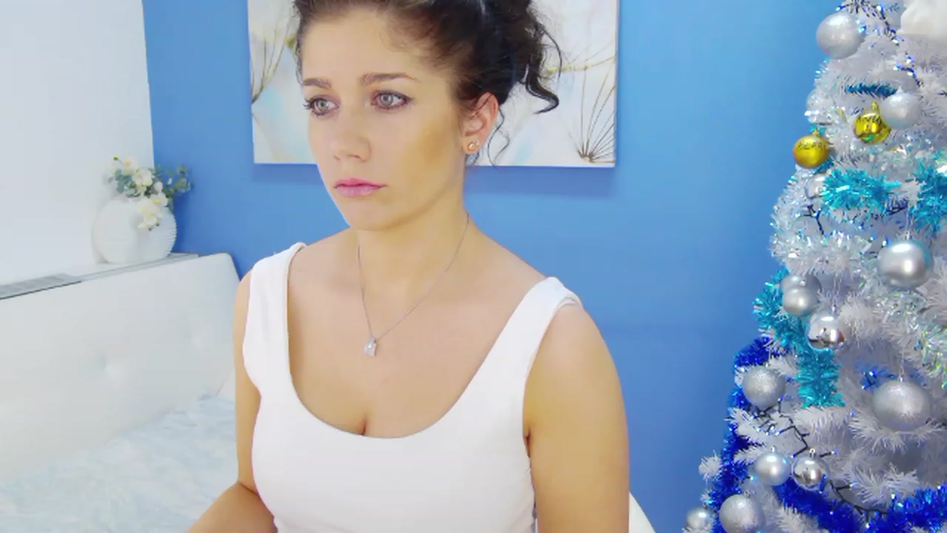 Gallery image thumbnail from Squirrel_MFC's myfreecams stream on, 12/09/2022, 22:23 image 6 of 20