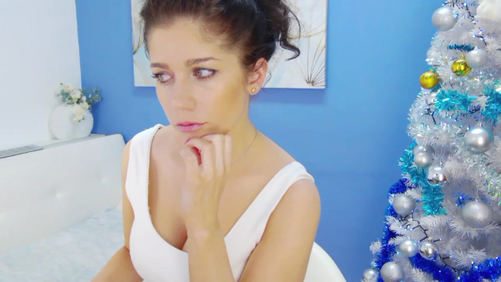 Gallery image thumbnail from Squirrel_MFC's myfreecams stream on, 12/09/2022, 22:23 image 4 of 20