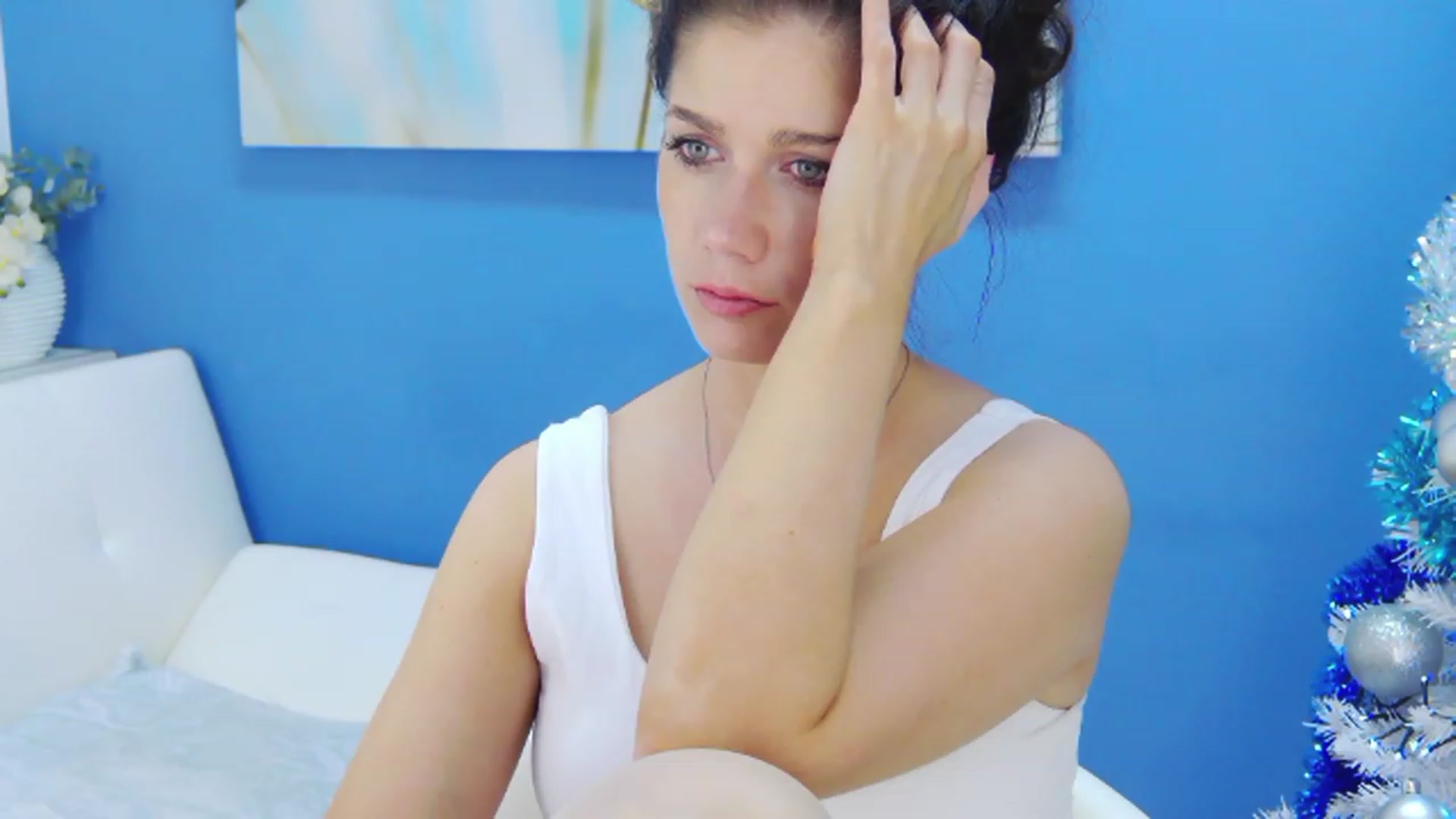Gallery image thumbnail from Squirrel_MFC's myfreecams stream on, 12/10/2022, 03:07 image 5 of 20
