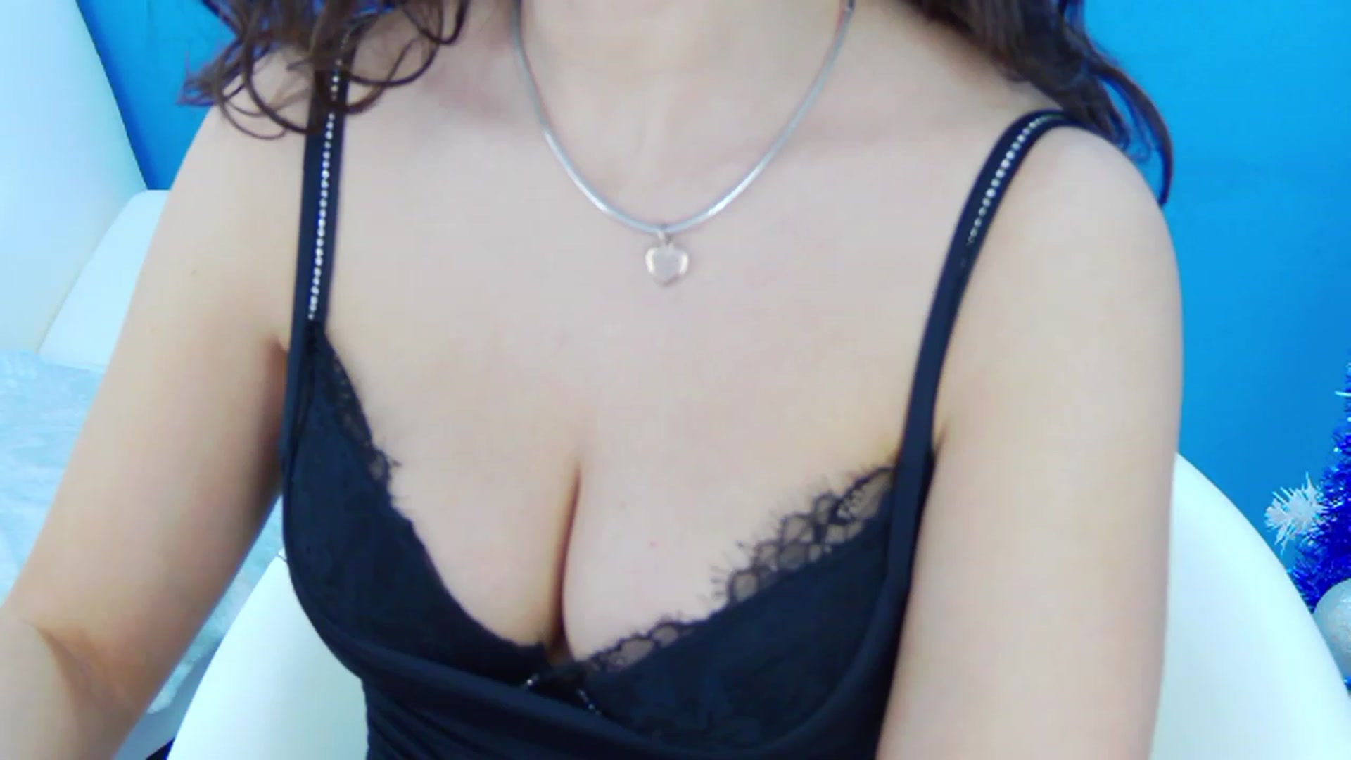 Gallery image thumbnail from Squirrel_MFC's myfreecams stream on, 12/10/2022, 23:44 image 10 of 20