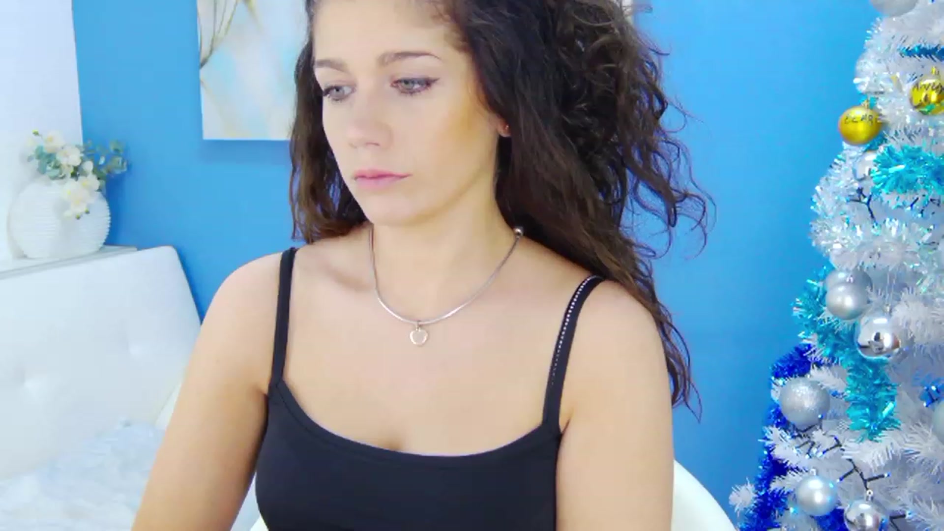Gallery image thumbnail from Squirrel_MFC's myfreecams stream on, 12/10/2022, 23:44 image 1 of 20