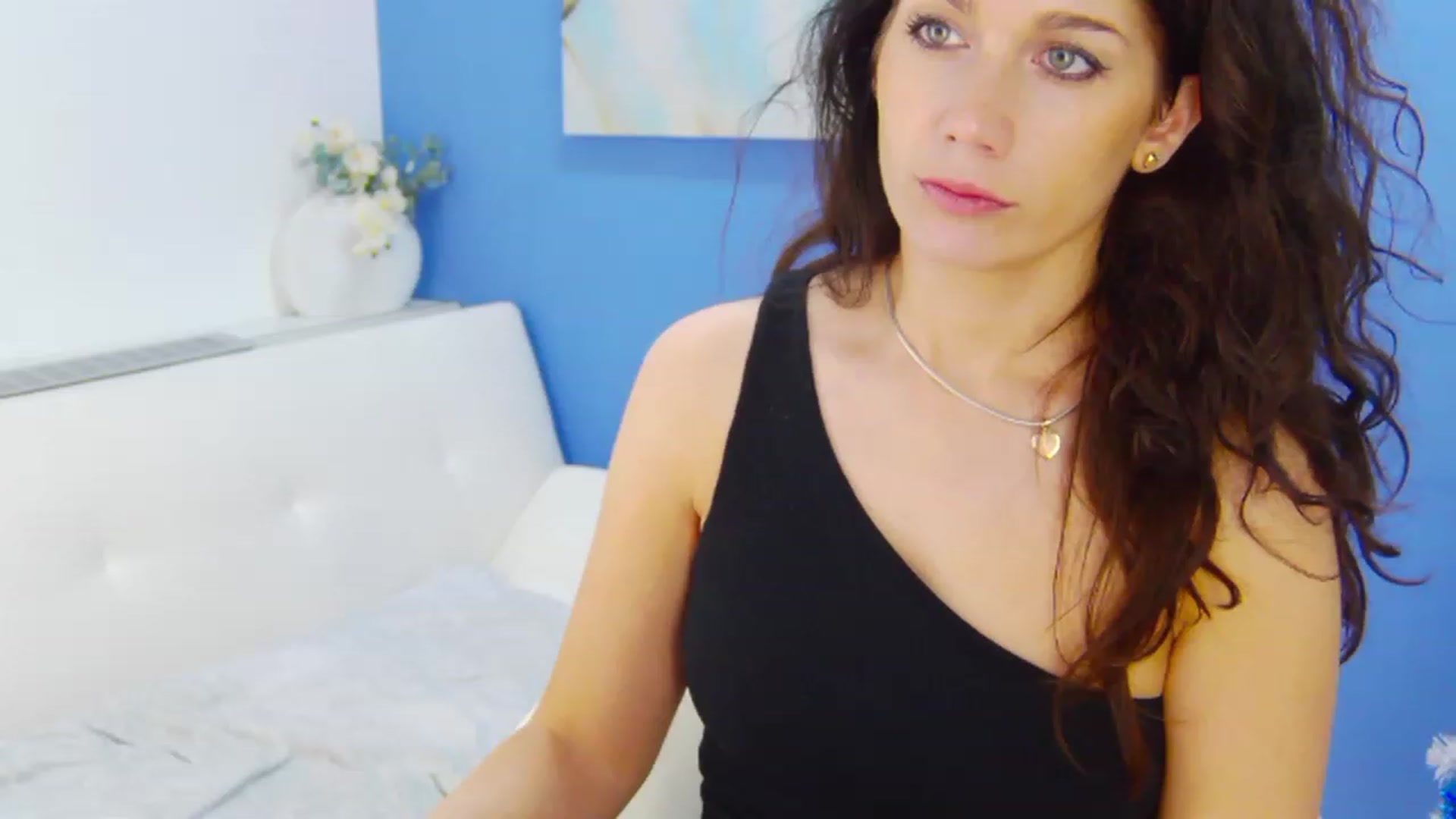 Gallery image thumbnail from Squirrel_MFC's myfreecams stream on, 12/12/2022, 23:26 image 13 of 20