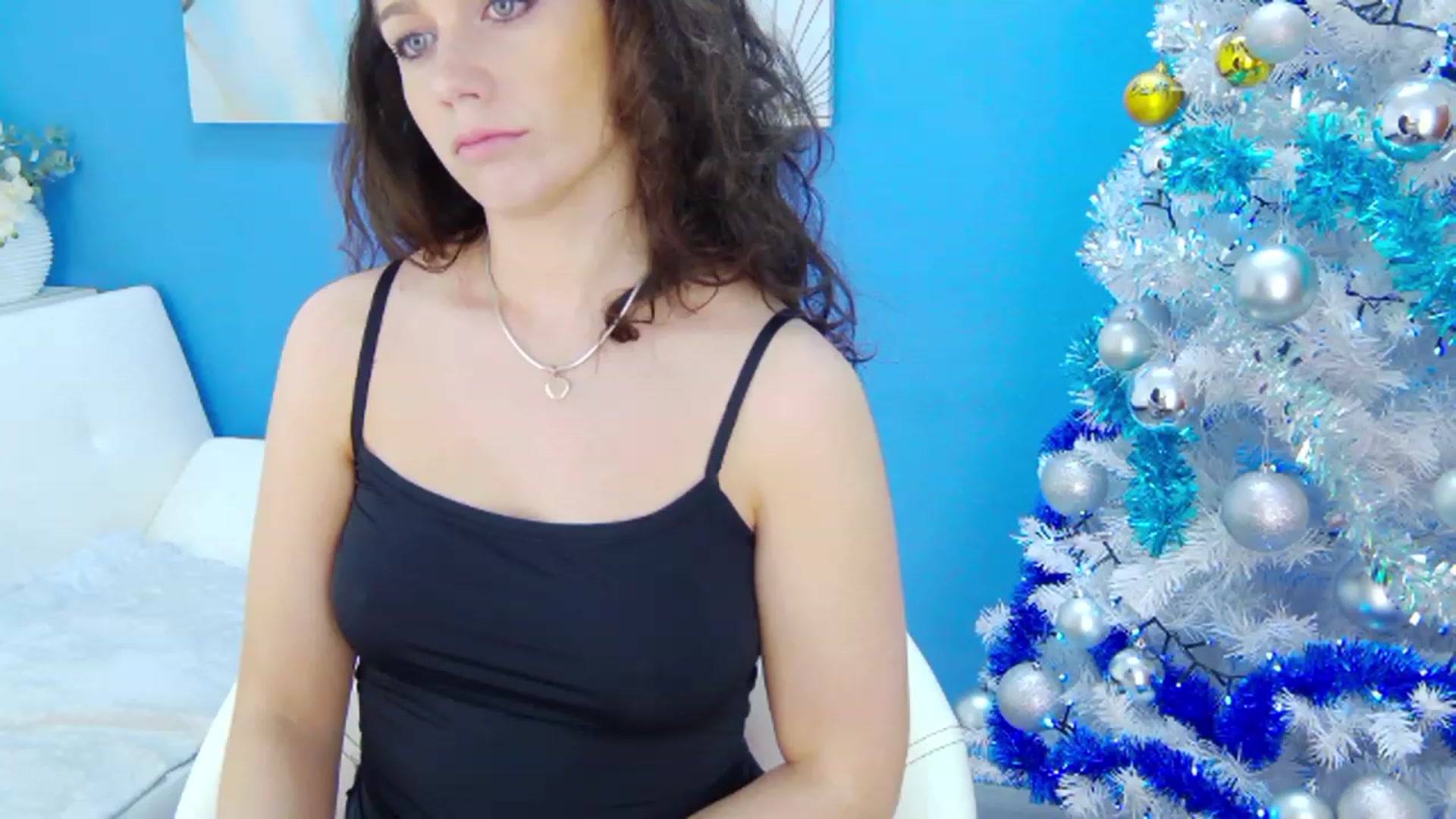 Gallery image thumbnail from Squirrel_MFC's myfreecams stream on, 12/15/2022, 02:25 image 6 of 20