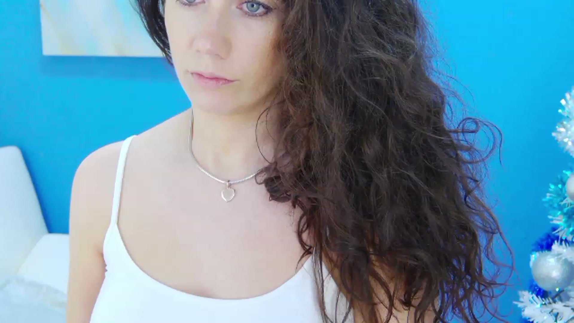 Gallery image thumbnail from Squirrel_MFC's myfreecams stream on, 12/17/2022, 23:37 image 11 of 20