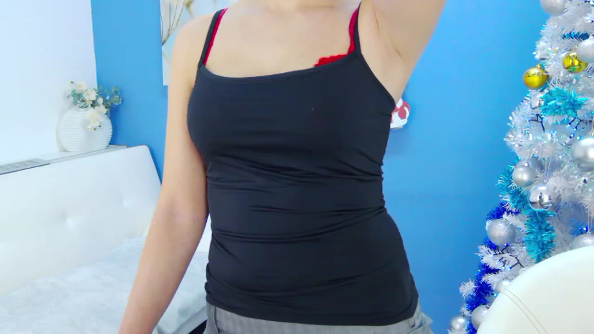Gallery image thumbnail from Squirrel_MFC's myfreecams stream on, 12/20/2022, 21:07 image 18 of 20