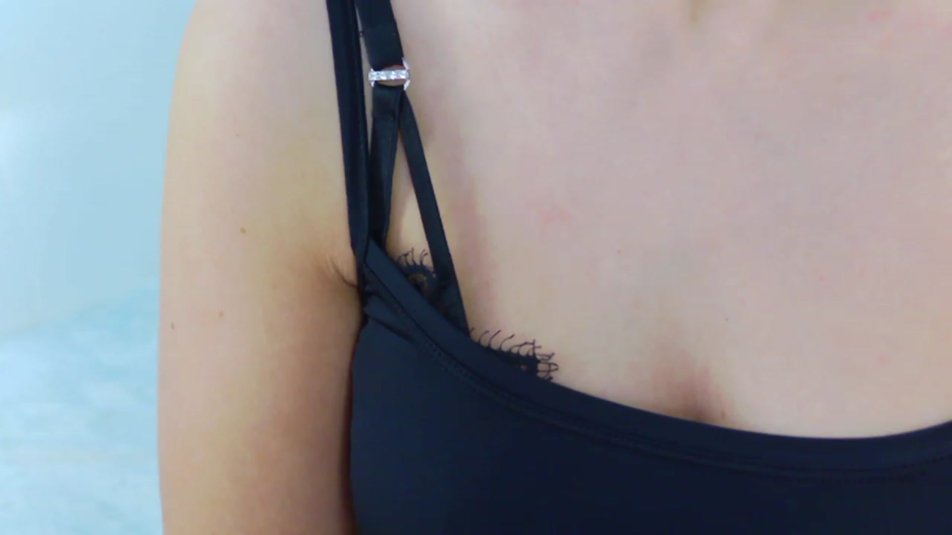 Gallery image thumbnail from Squirrel_MFC's myfreecams stream on, 12/20/2022, 22:34 image 16 of 20