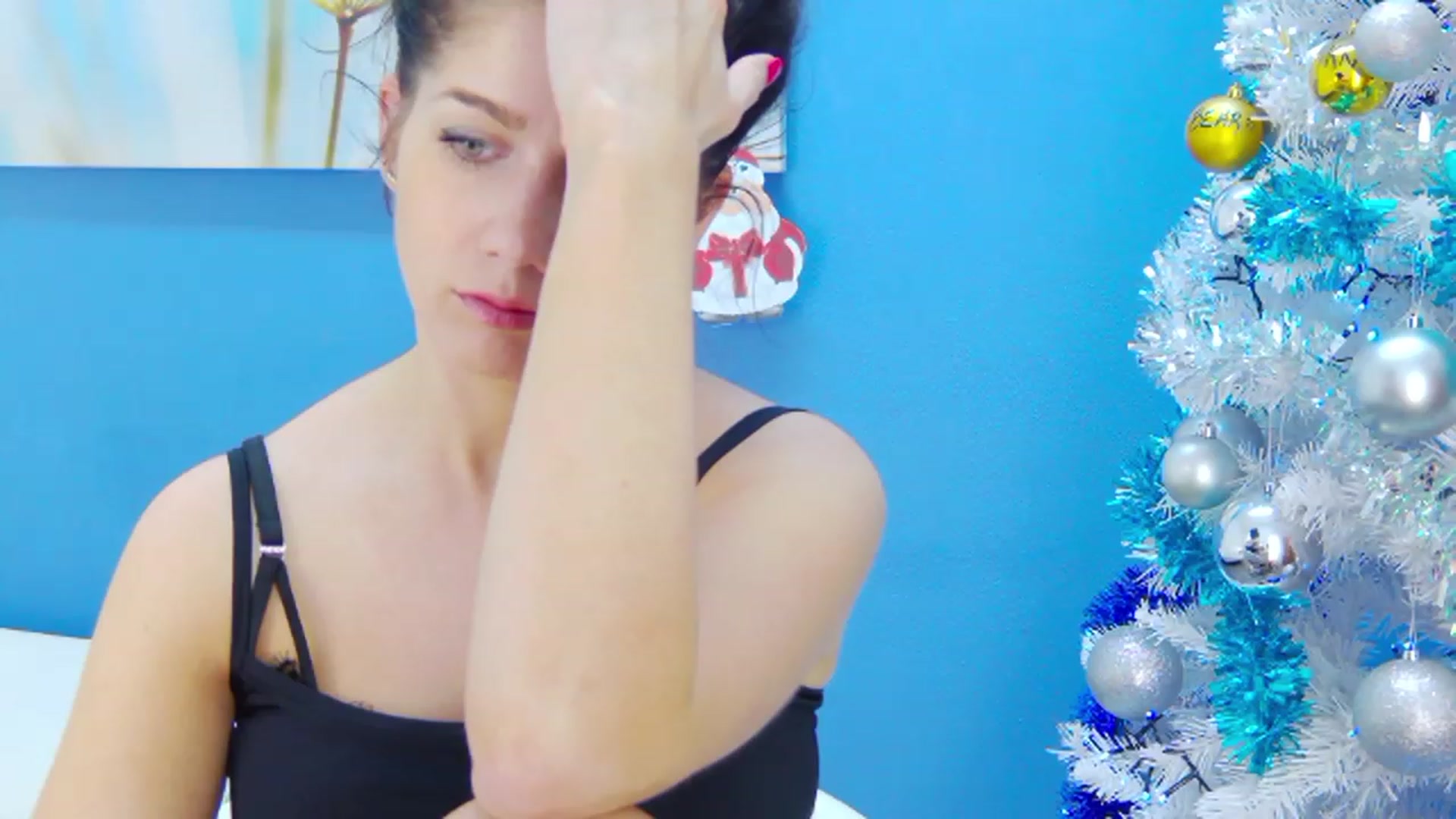 Gallery image thumbnail from Squirrel_MFC's myfreecams stream on, 12/21/2022, 24:04 image 2 of 20
