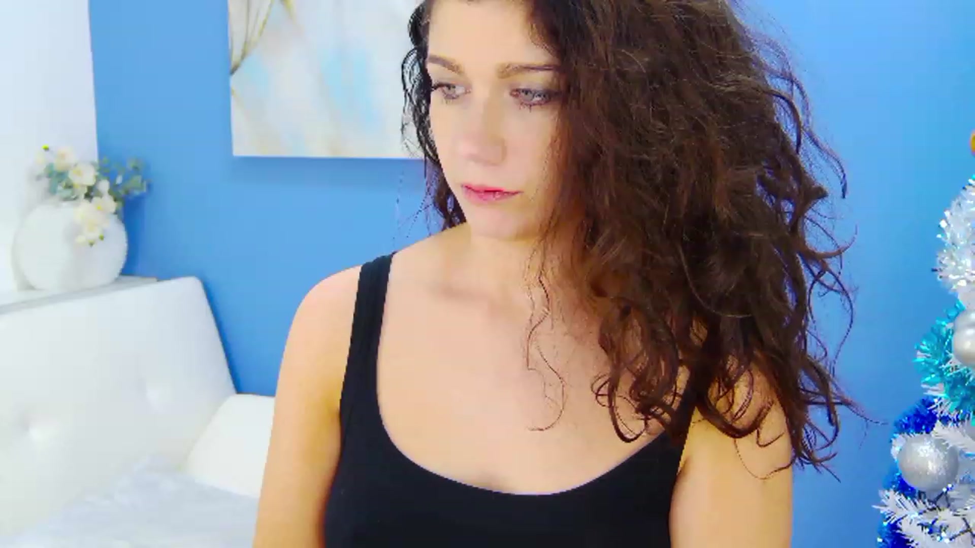 Gallery image thumbnail from Squirrel_MFC's myfreecams stream on, 12/28/2022, 24:04 image 5 of 20