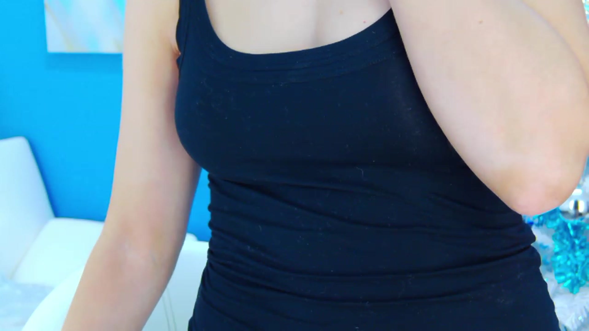 Gallery image thumbnail from Squirrel_MFC's myfreecams stream on, 12/28/2022, 24:04 image 18 of 20