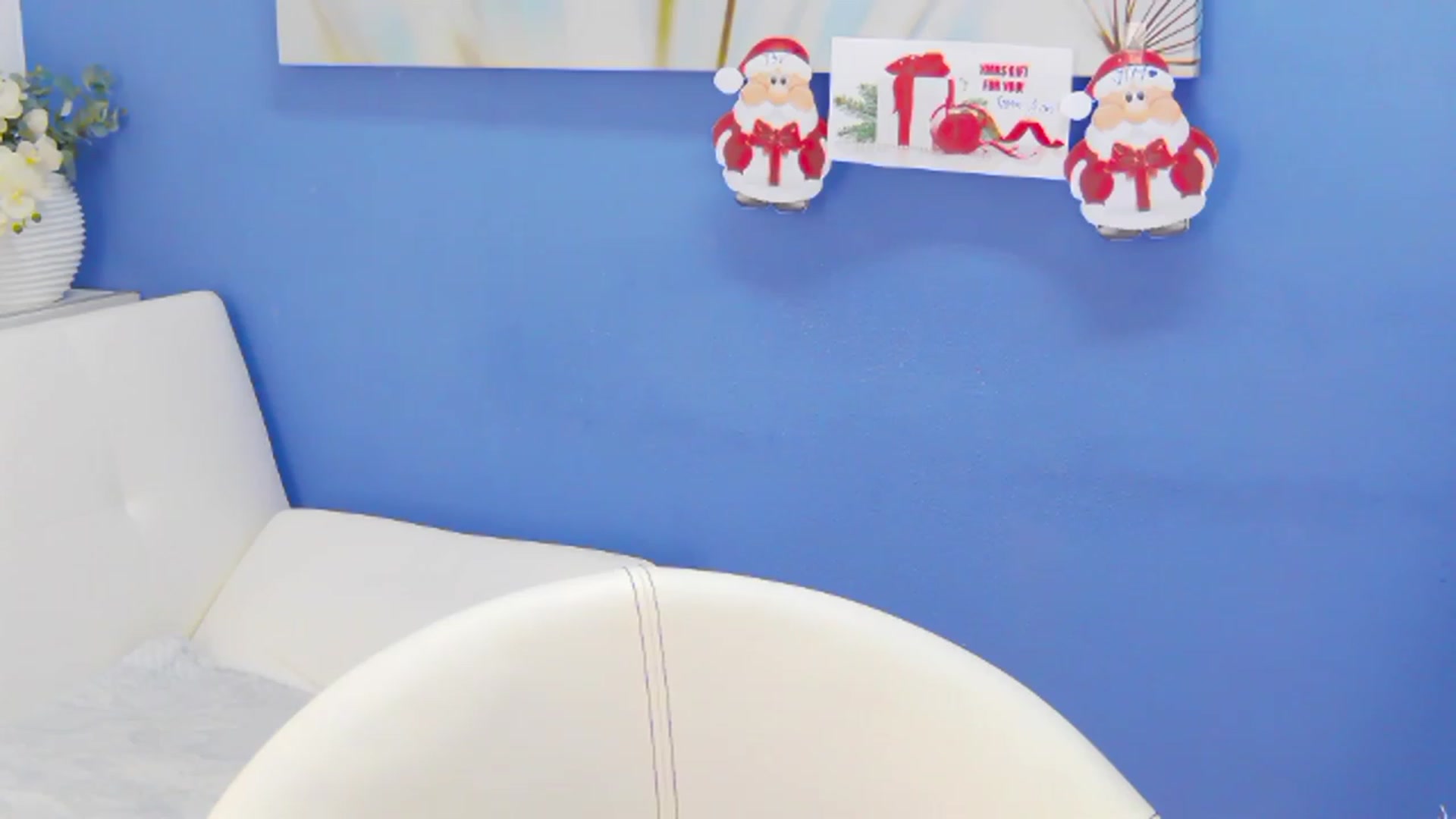 Gallery image thumbnail from Squirrel_MFC's myfreecams stream on, 12/30/2022, 24:09 image 8 of 20