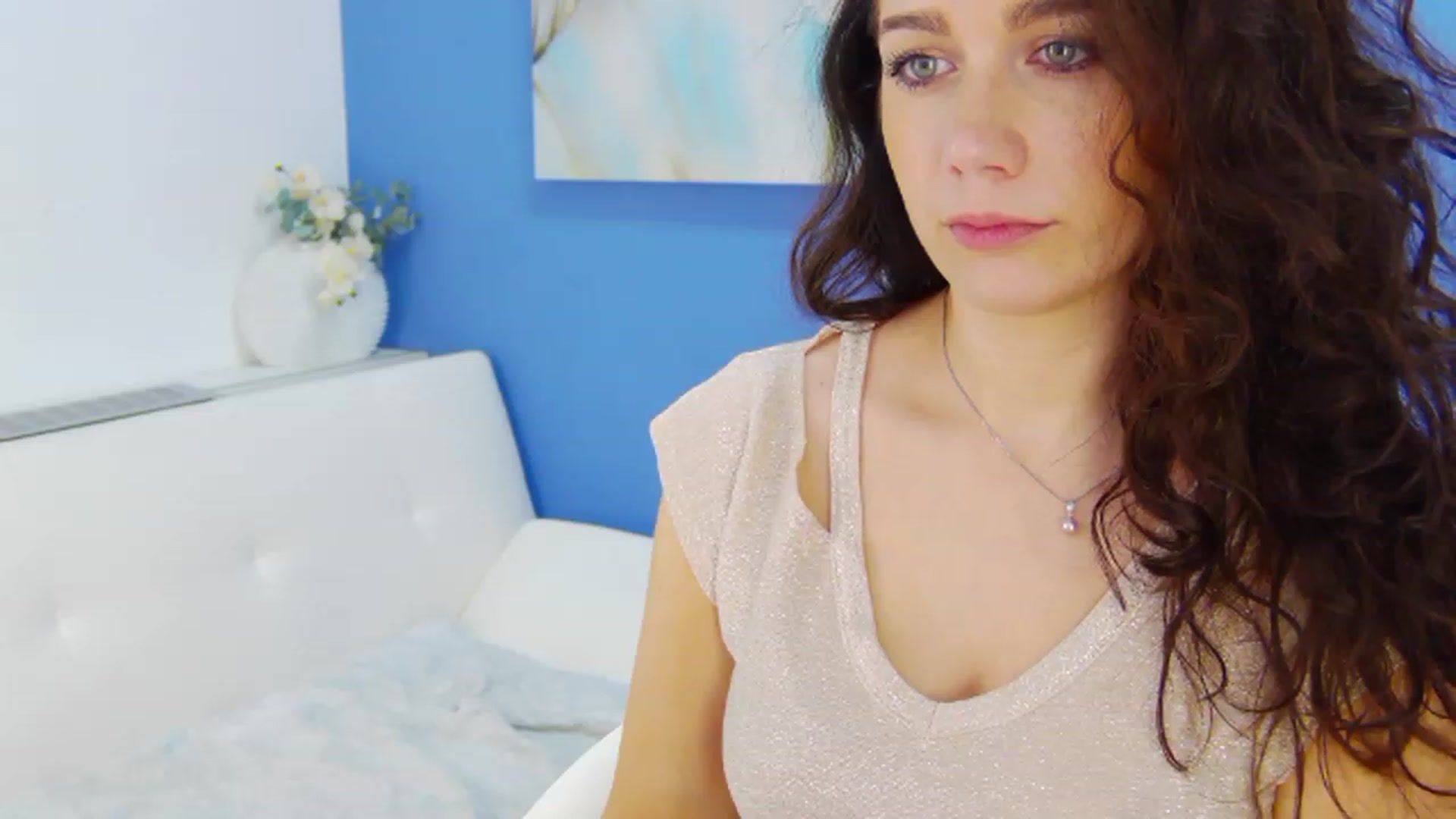 Gallery image thumbnail from Squirrel_MFC's myfreecams stream on, 12/31/2022, 23:51 image 2 of 20