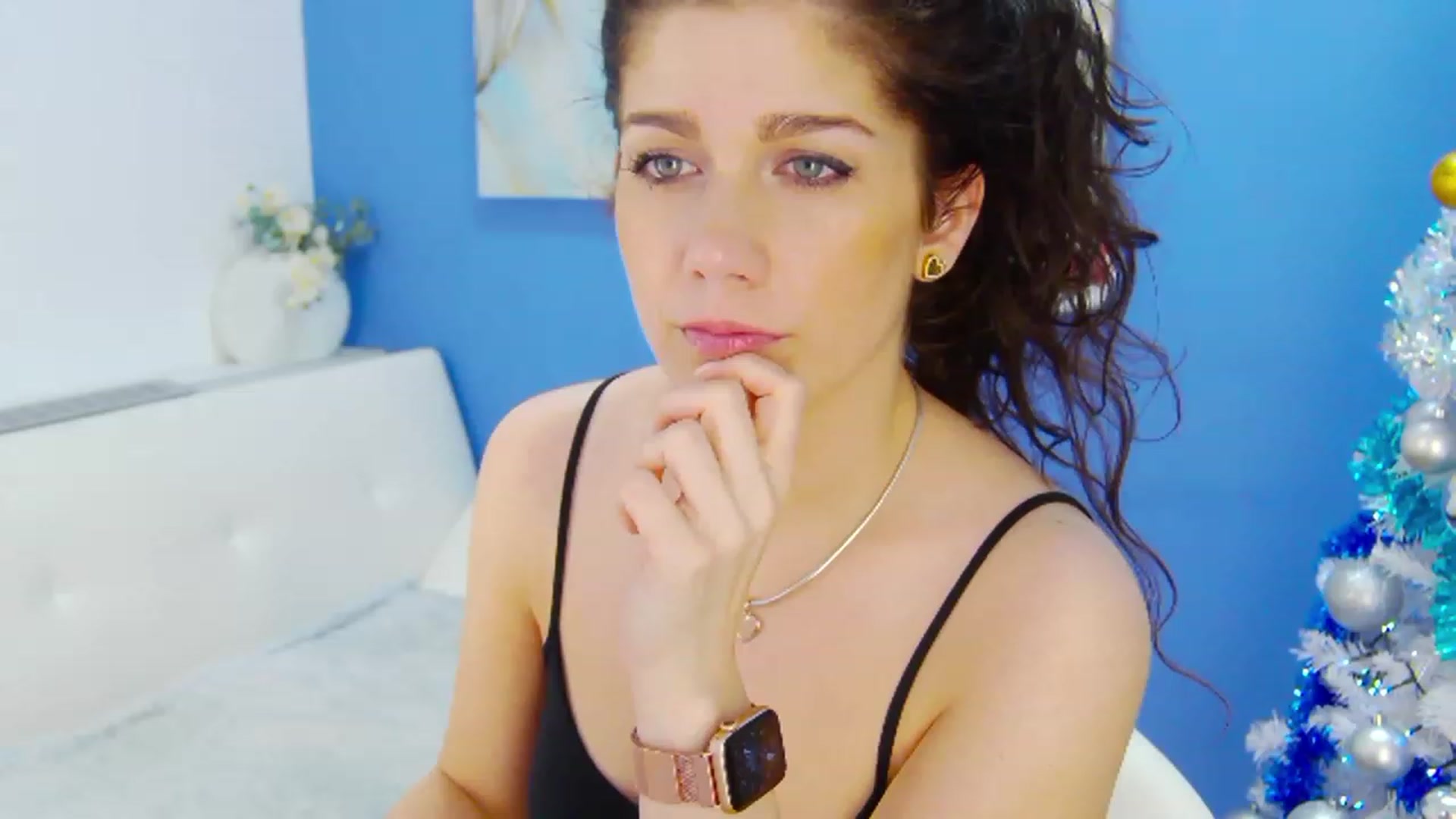 Gallery image thumbnail from Squirrel_MFC's myfreecams stream on, 01/13/2023, 03:12 image 7 of 20
