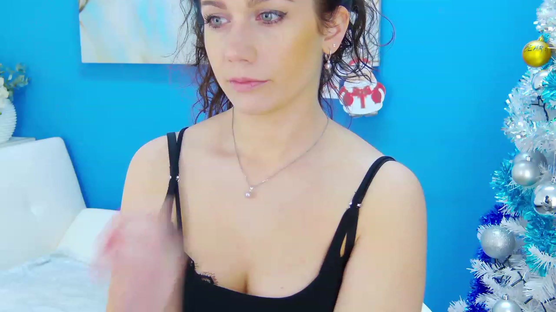 Gallery image thumbnail from Squirrel_MFC's myfreecams stream on, 01/16/2023, 23:10 image 11 of 20