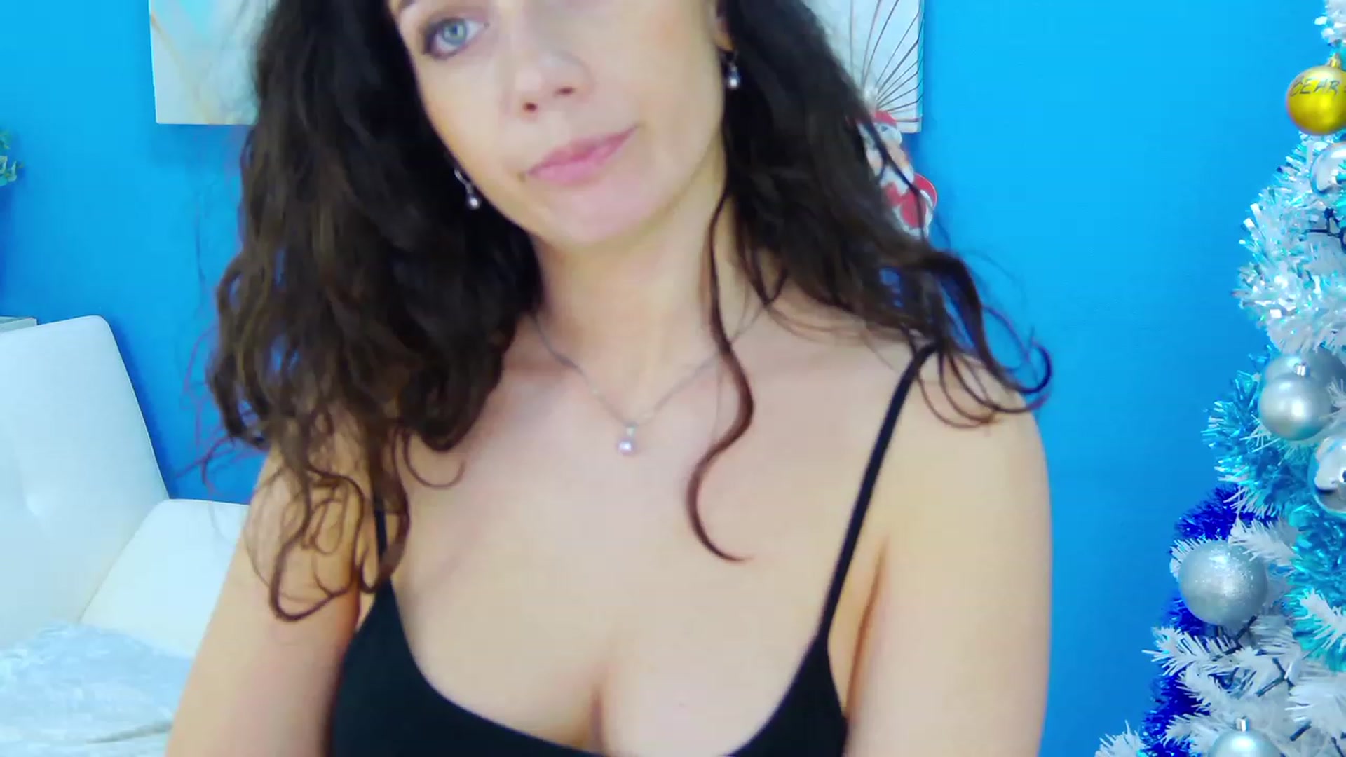 Gallery image thumbnail from Squirrel_MFC's myfreecams stream on, 01/17/2023, 01:14 image 8 of 20