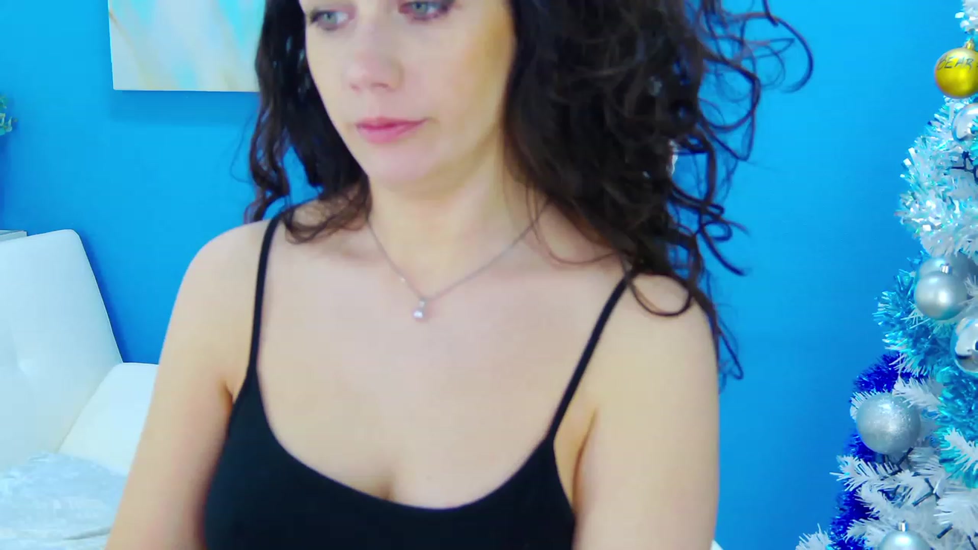 Gallery image thumbnail from Squirrel_MFC's myfreecams stream on, 01/17/2023, 01:14 image 10 of 20
