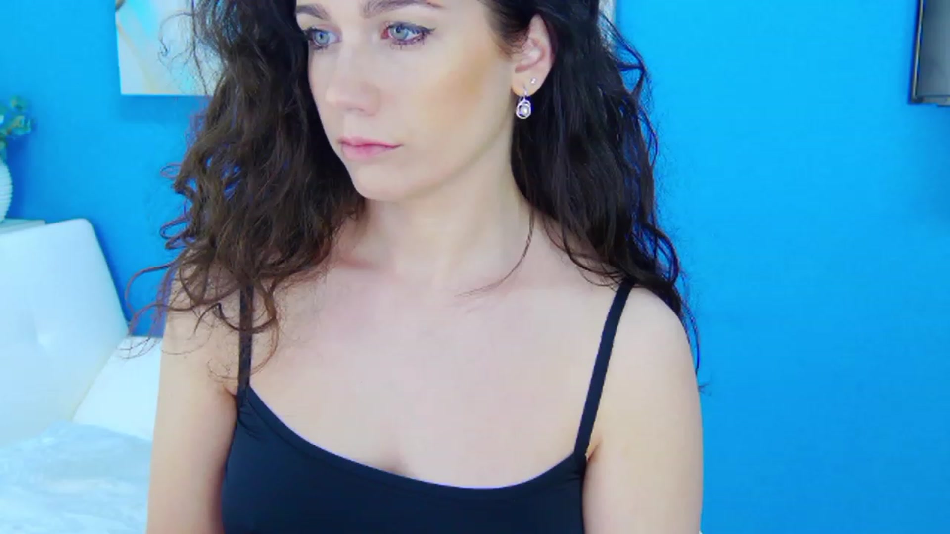 Gallery image thumbnail from Squirrel_MFC's myfreecams stream on, 01/20/2023, 21:23 image 6 of 20
