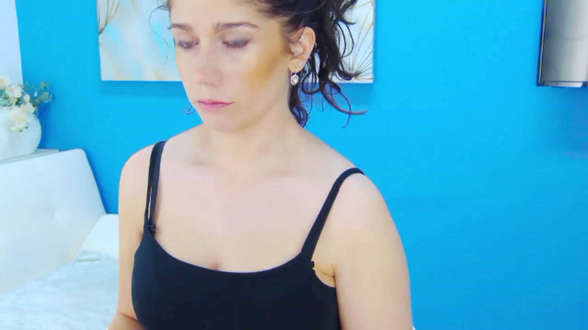 Gallery image thumbnail from Squirrel_MFC's myfreecams stream on, 01/26/2023, 21:27 image 2 of 20