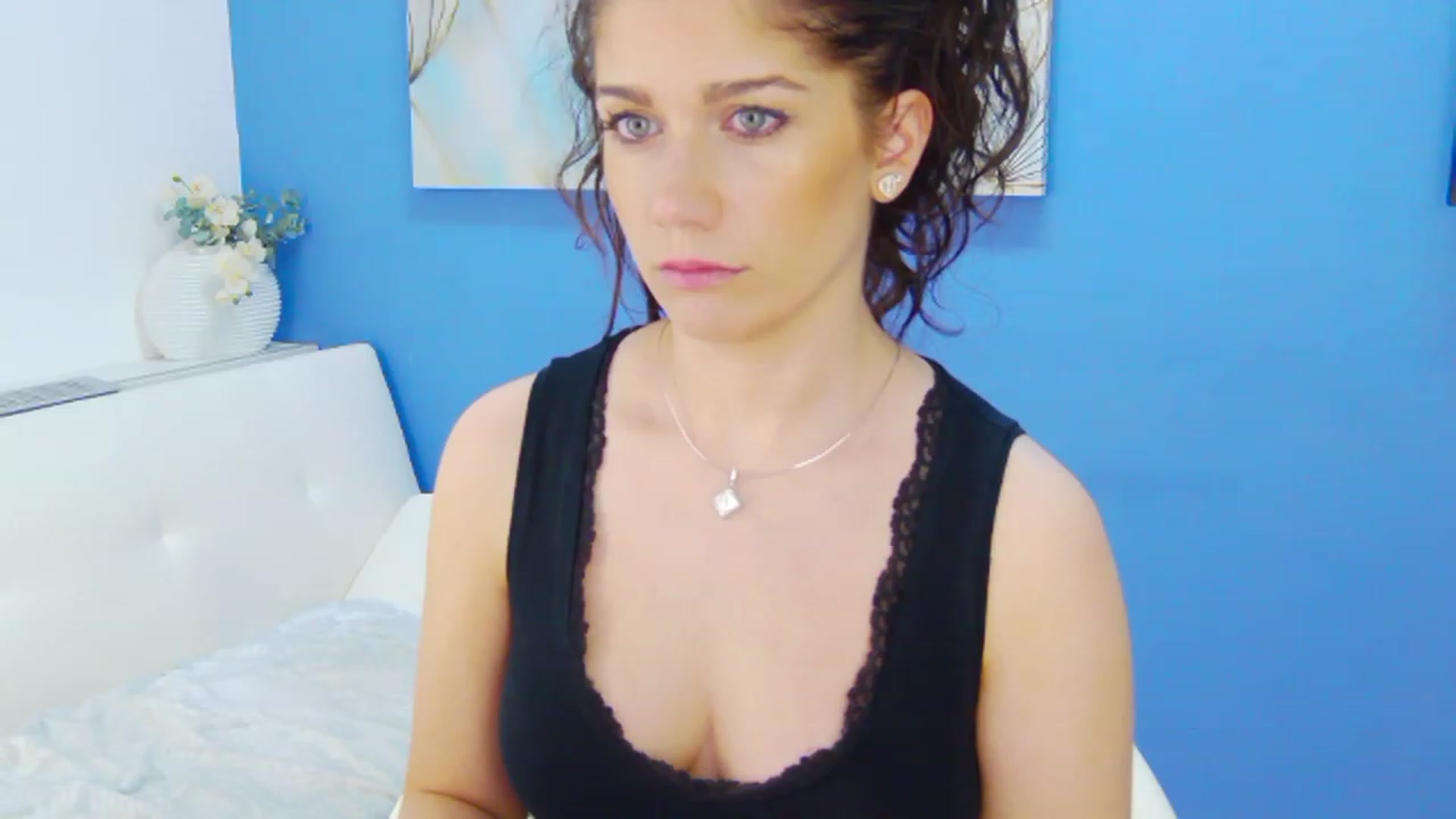 Gallery image thumbnail from Squirrel_MFC's myfreecams stream on, 01/29/2023, 22:22 image 8 of 20