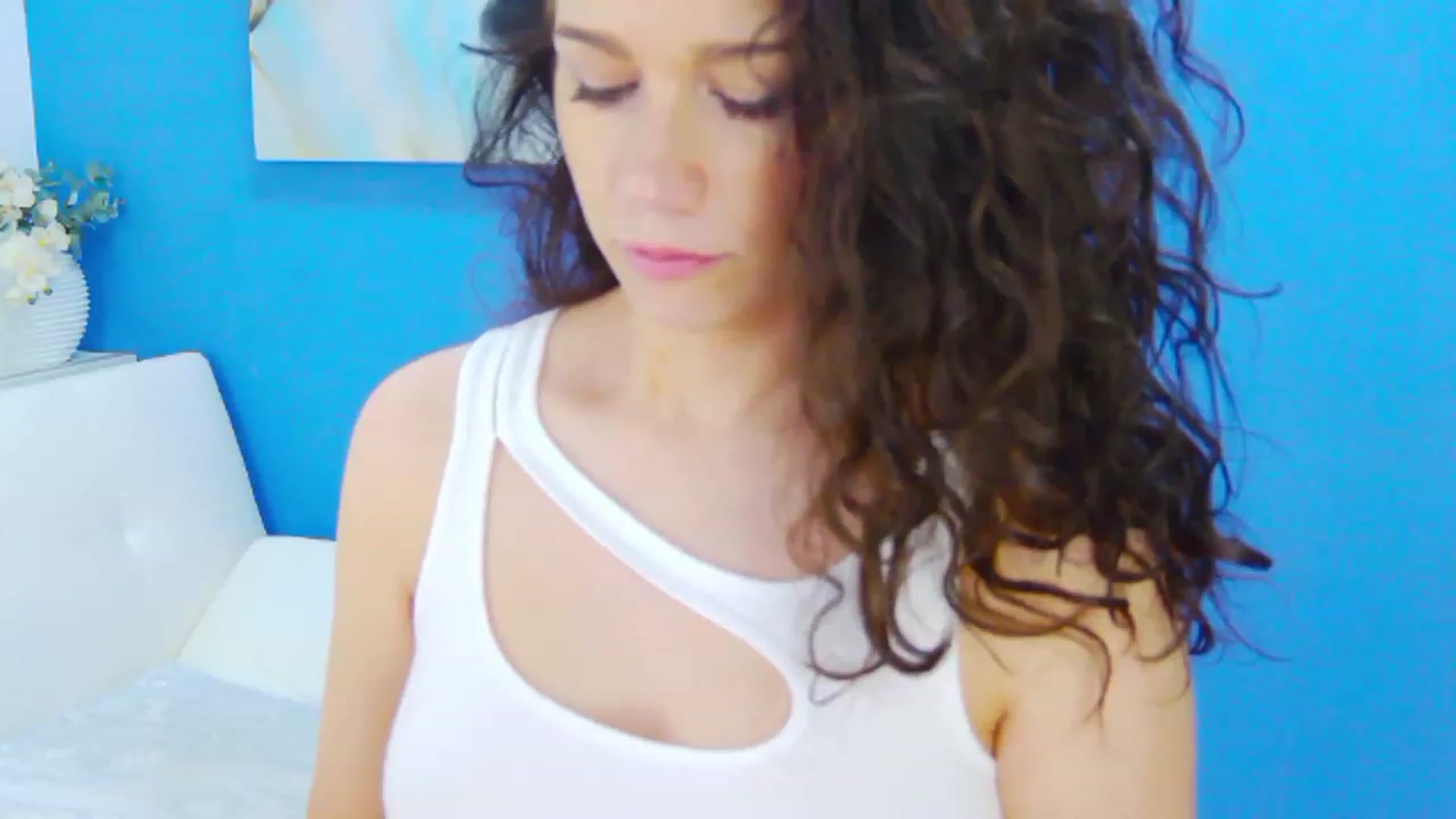 Gallery image thumbnail from Squirrel_MFC's myfreecams stream on, 02/02/2023, 20:57 image 20 of 20