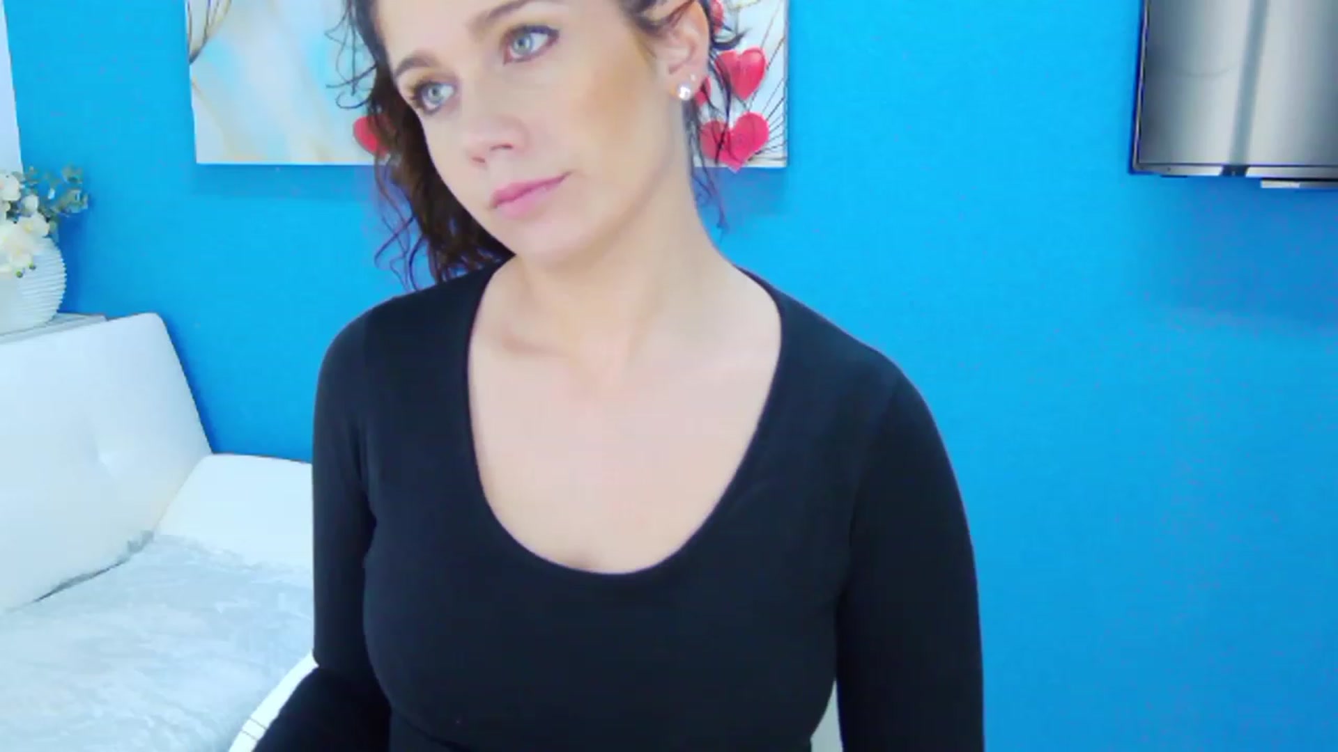 Gallery image thumbnail from Squirrel_MFC's myfreecams stream on, 02/07/2023, 20:59 image 15 of 20