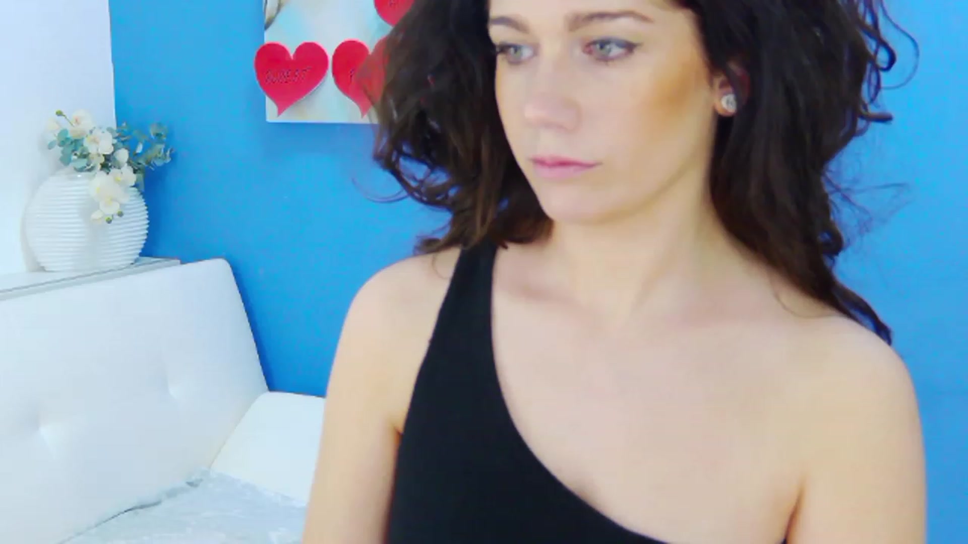 Gallery image thumbnail from Squirrel_MFC's myfreecams stream on, 02/10/2023, 24:07 image 6 of 20