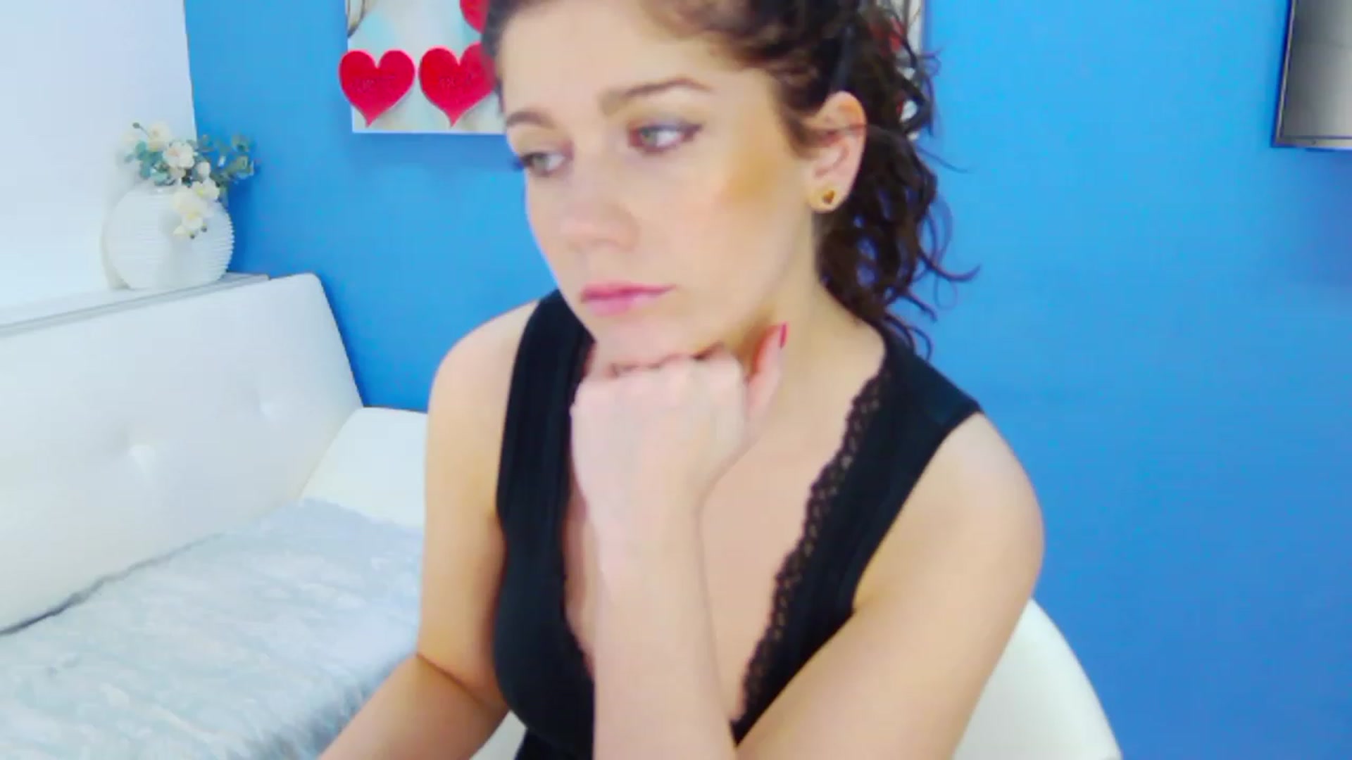 Gallery image thumbnail from Squirrel_MFC's myfreecams stream on, 02/10/2023, 23:04 image 2 of 20