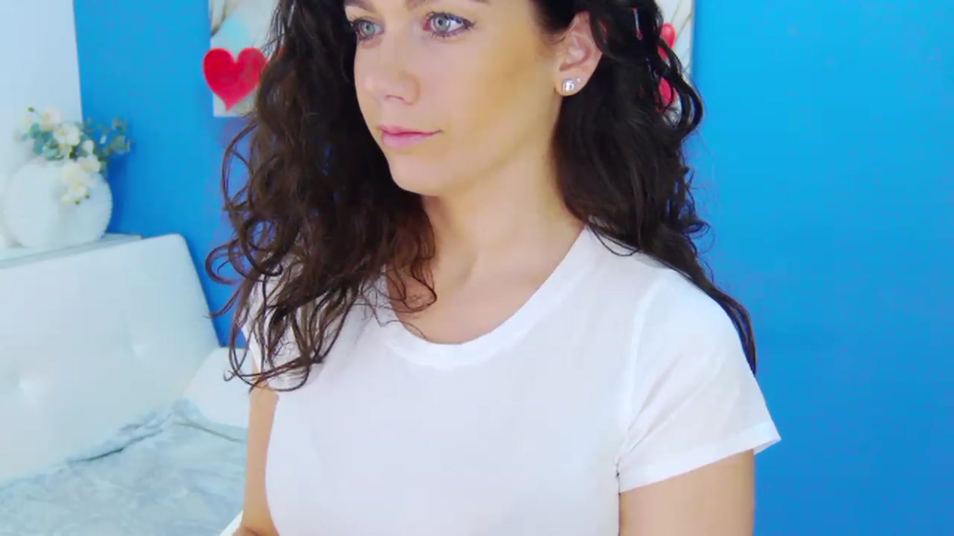 Gallery image thumbnail from Squirrel_MFC's myfreecams stream on, 02/12/2023, 20:16 image 14 of 20