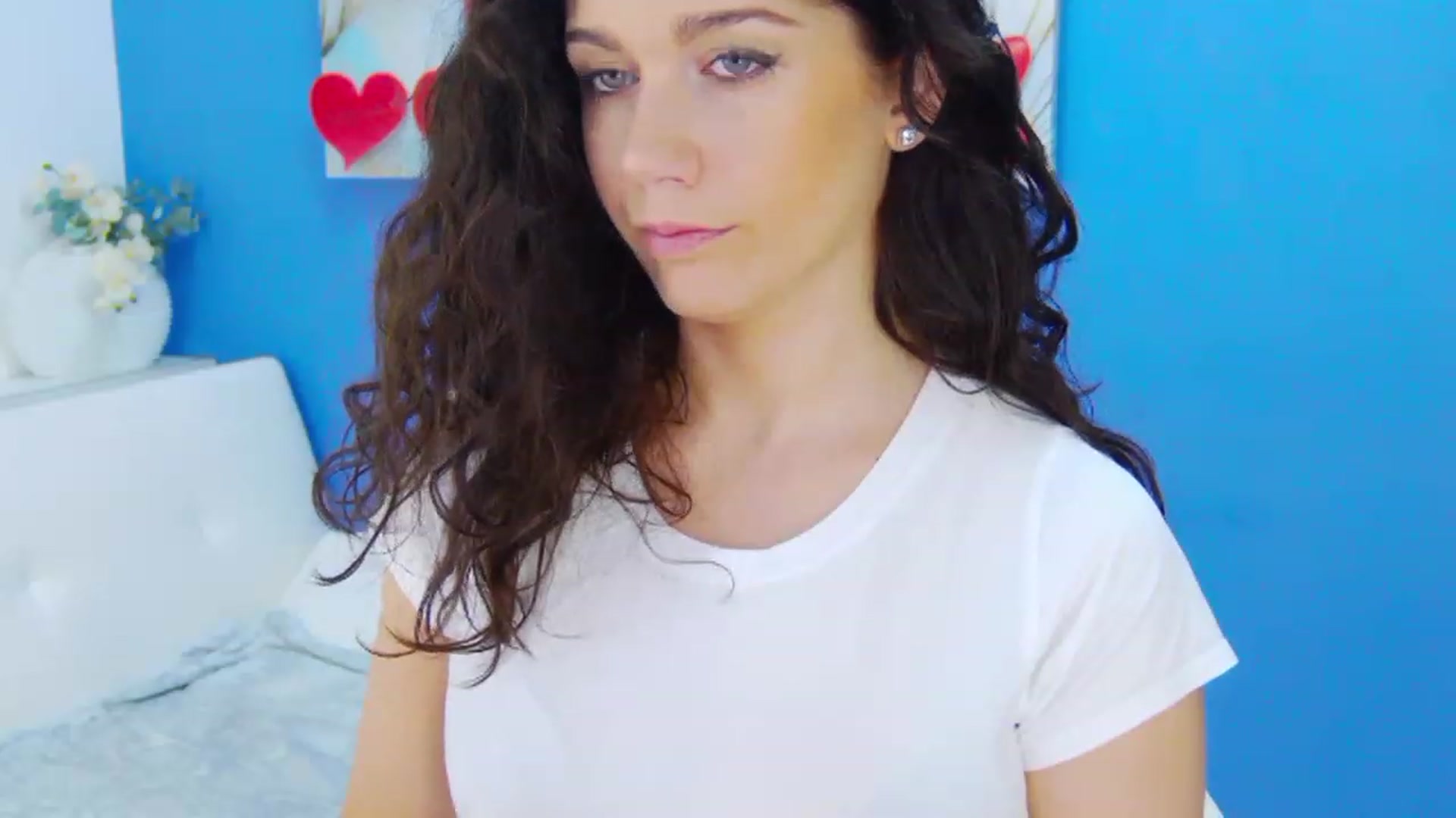 Gallery image thumbnail from Squirrel_MFC's myfreecams stream on, 02/12/2023, 20:16 image 18 of 20