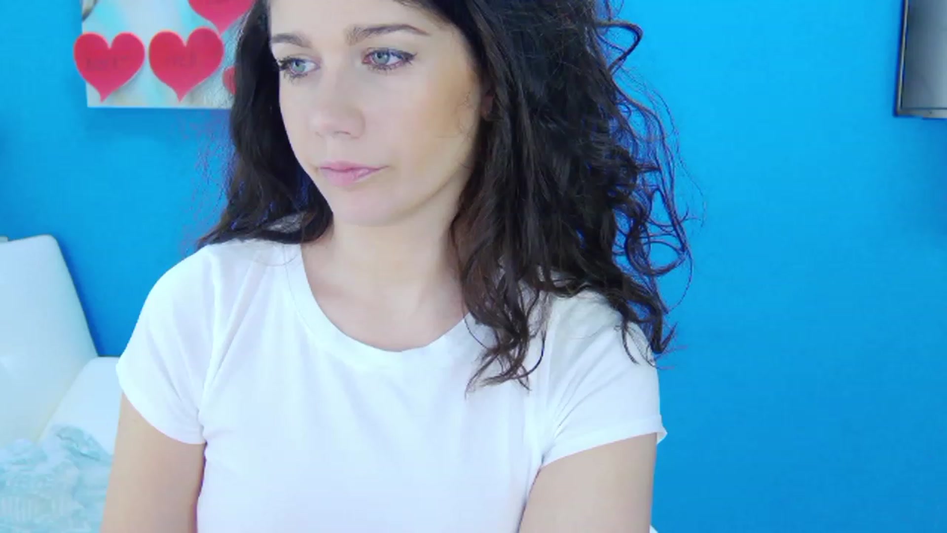 Gallery image thumbnail from Squirrel_MFC's myfreecams stream on, 02/12/2023, 22:05 image 14 of 20