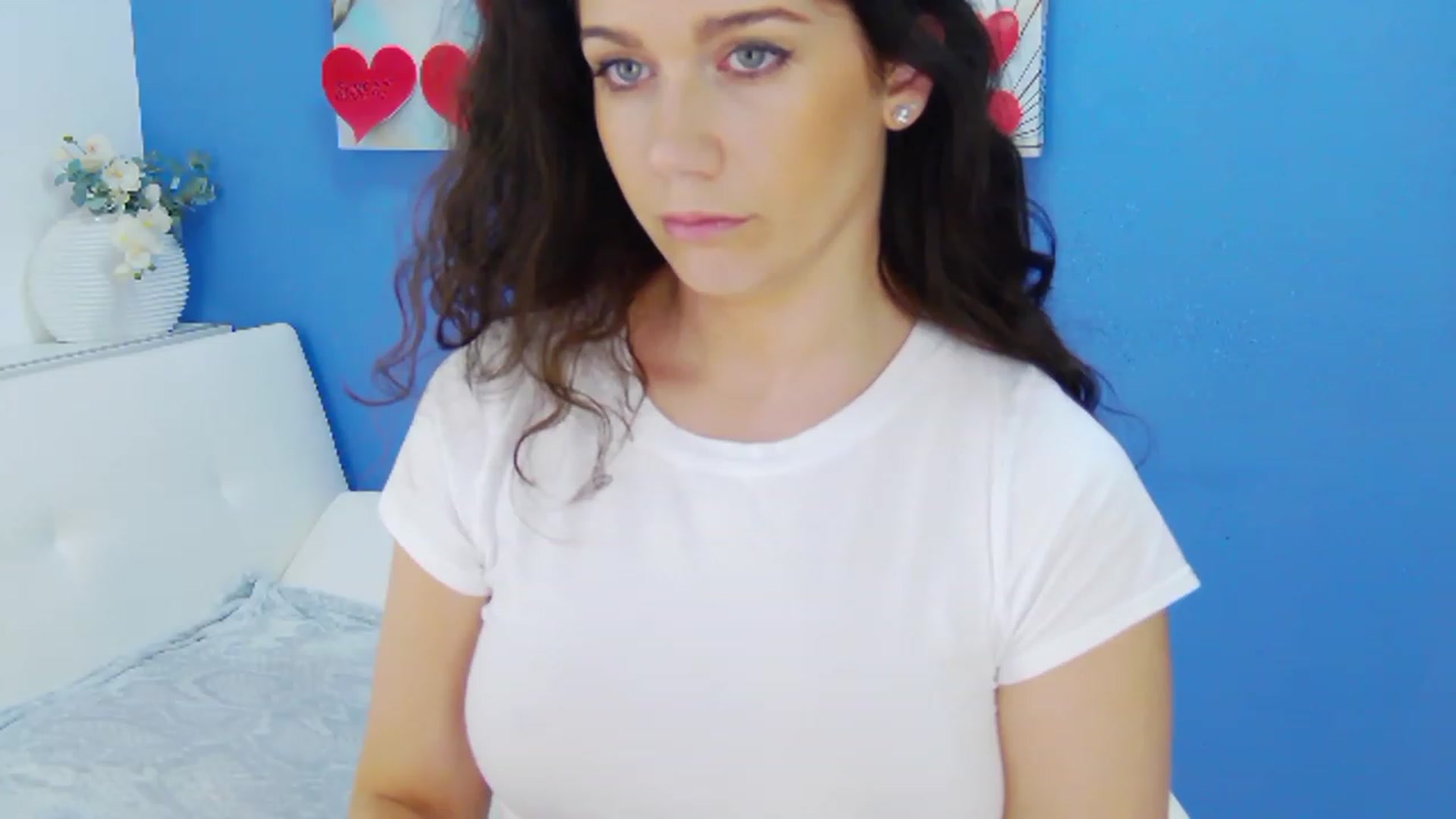Gallery image thumbnail from Squirrel_MFC's myfreecams stream on, 02/13/2023, 24:12 image 5 of 20