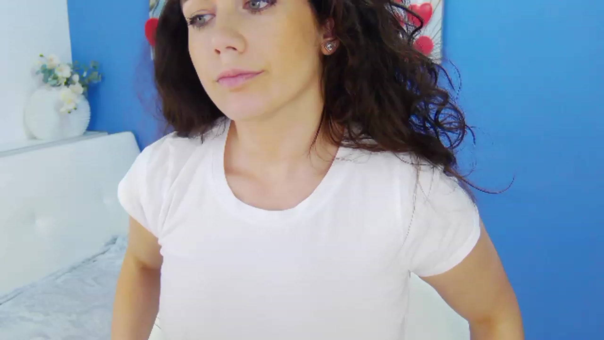 Gallery image thumbnail from Squirrel_MFC's myfreecams stream on, 02/13/2023, 24:12 image 1 of 20