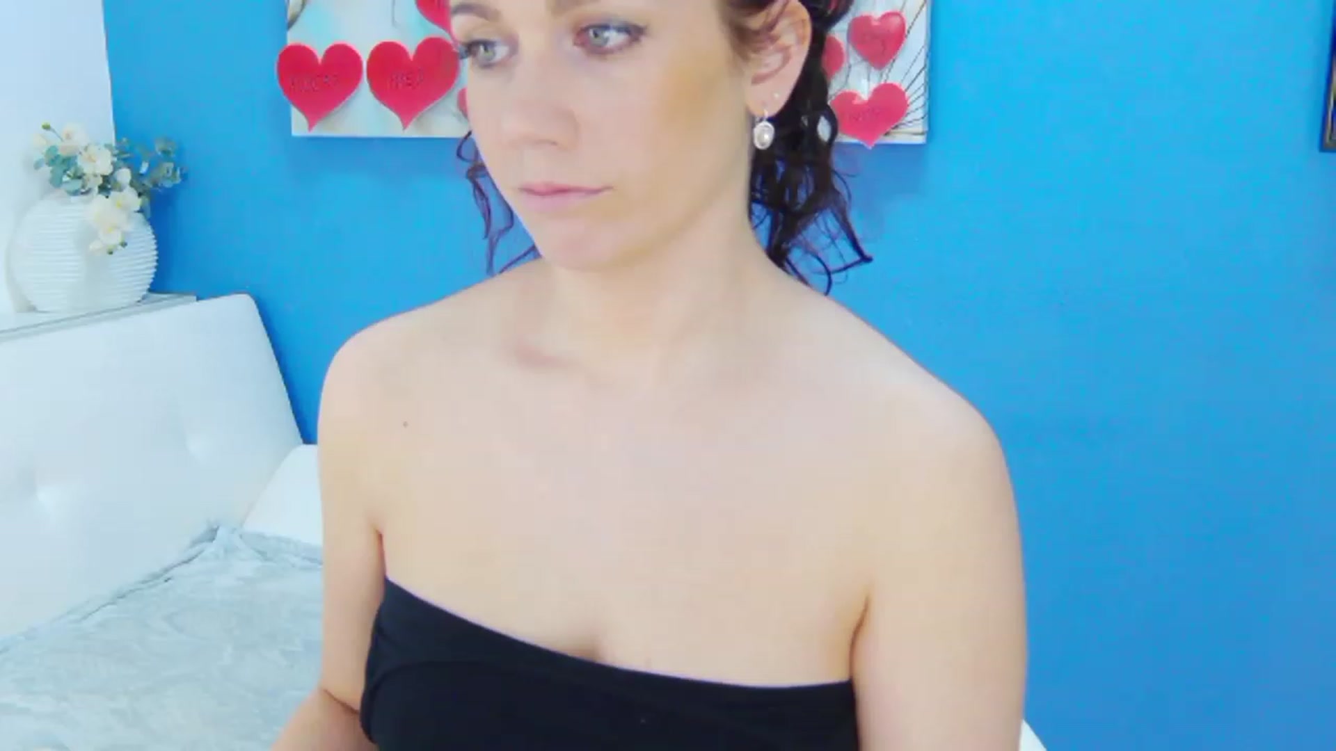 Gallery image thumbnail from Squirrel_MFC's myfreecams stream on, 02/13/2023, 22:25 image 1 of 20