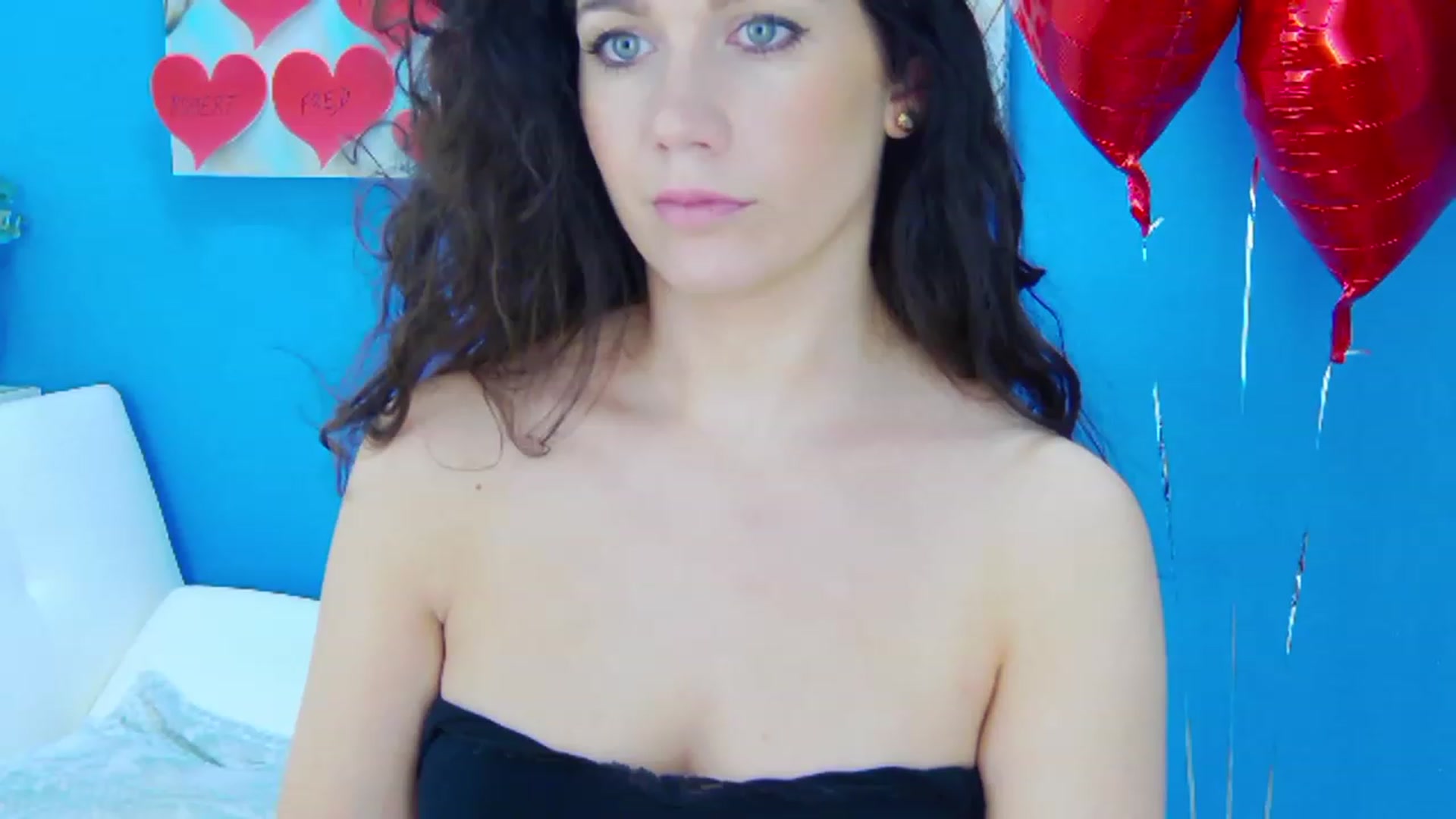 Gallery image thumbnail from Squirrel_MFC's myfreecams stream on, 02/18/2023, 21:55 image 18 of 20