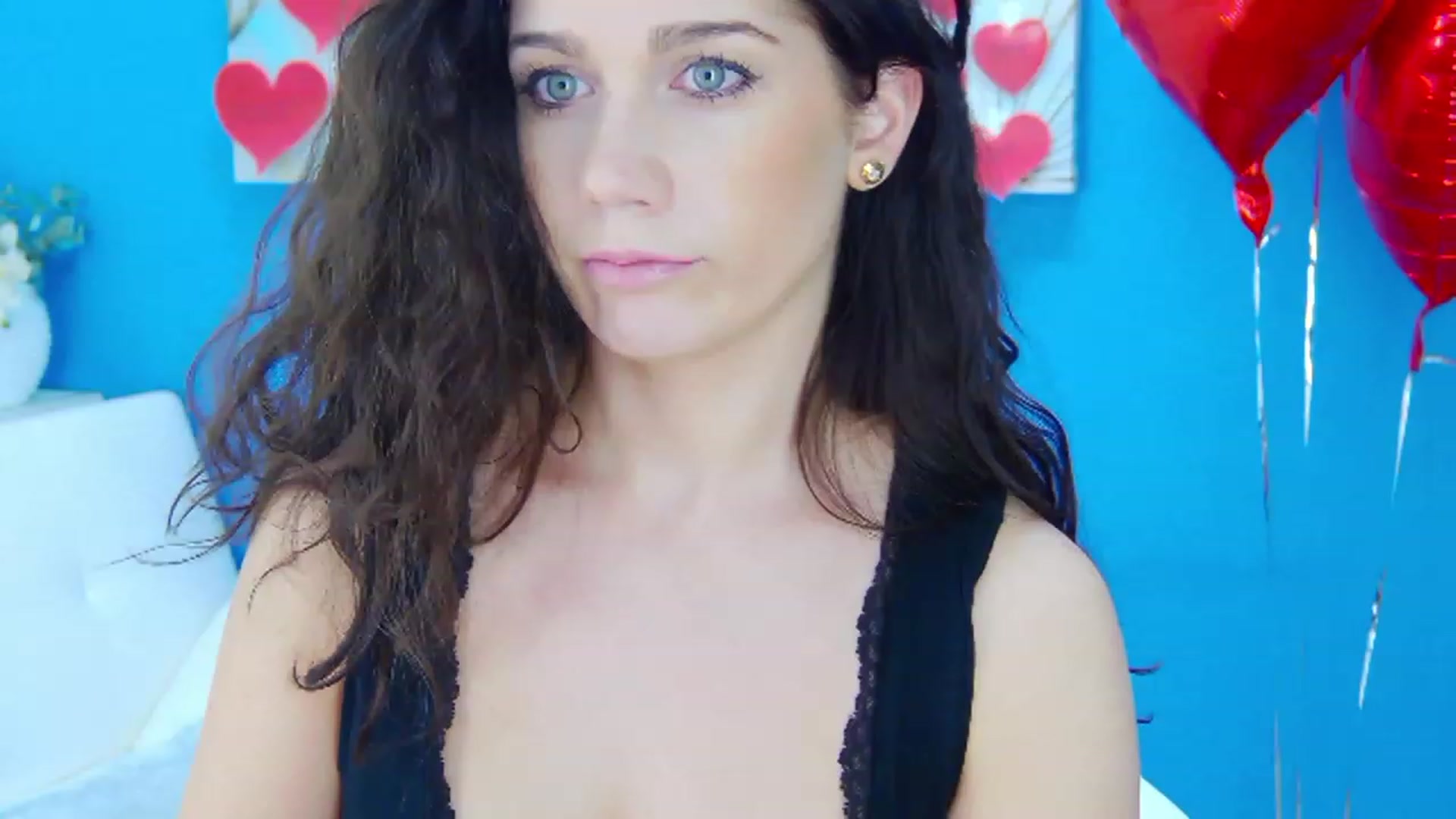 Gallery image thumbnail from Squirrel_MFC's myfreecams stream on, 02/18/2023, 23:13 image 18 of 20