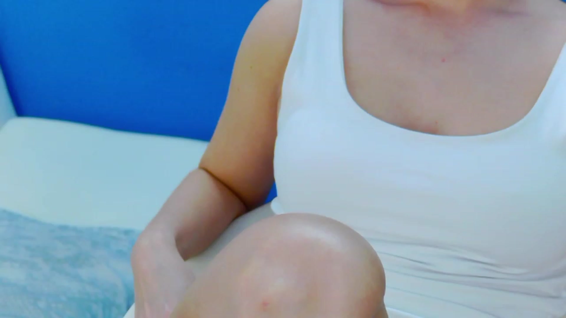 Gallery image thumbnail from Squirrel_MFC's myfreecams stream on, 02/23/2023, 01:13 image 17 of 20