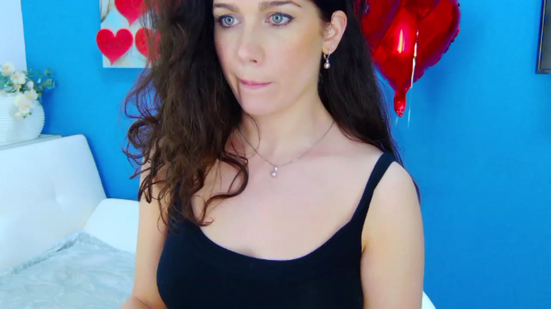 Gallery image thumbnail from Squirrel_MFC's myfreecams stream on, 02/24/2023, 23:45 image 6 of 20