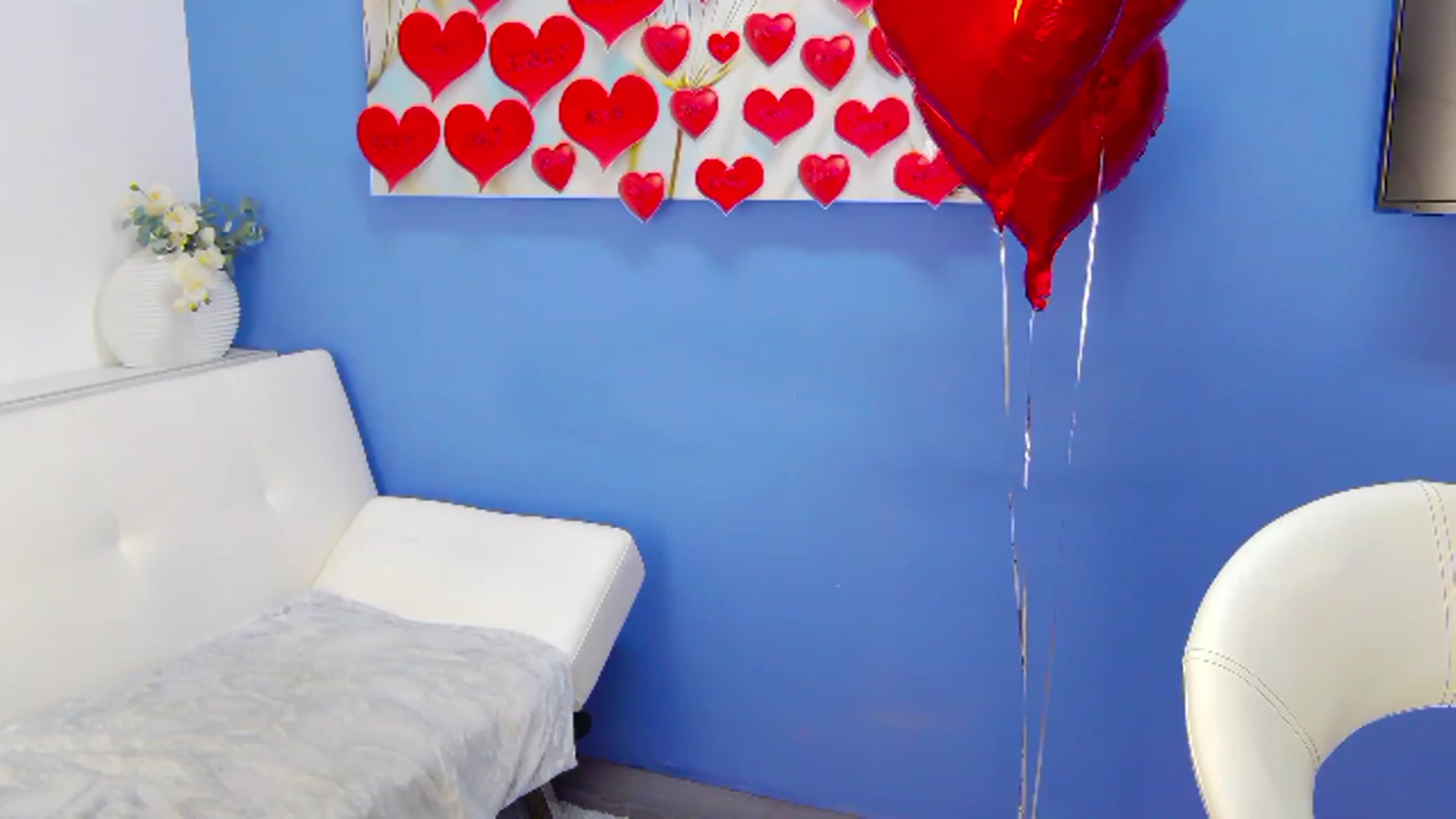 Gallery image thumbnail from Squirrel_MFC's myfreecams stream on, 02/24/2023, 23:45 image 10 of 20