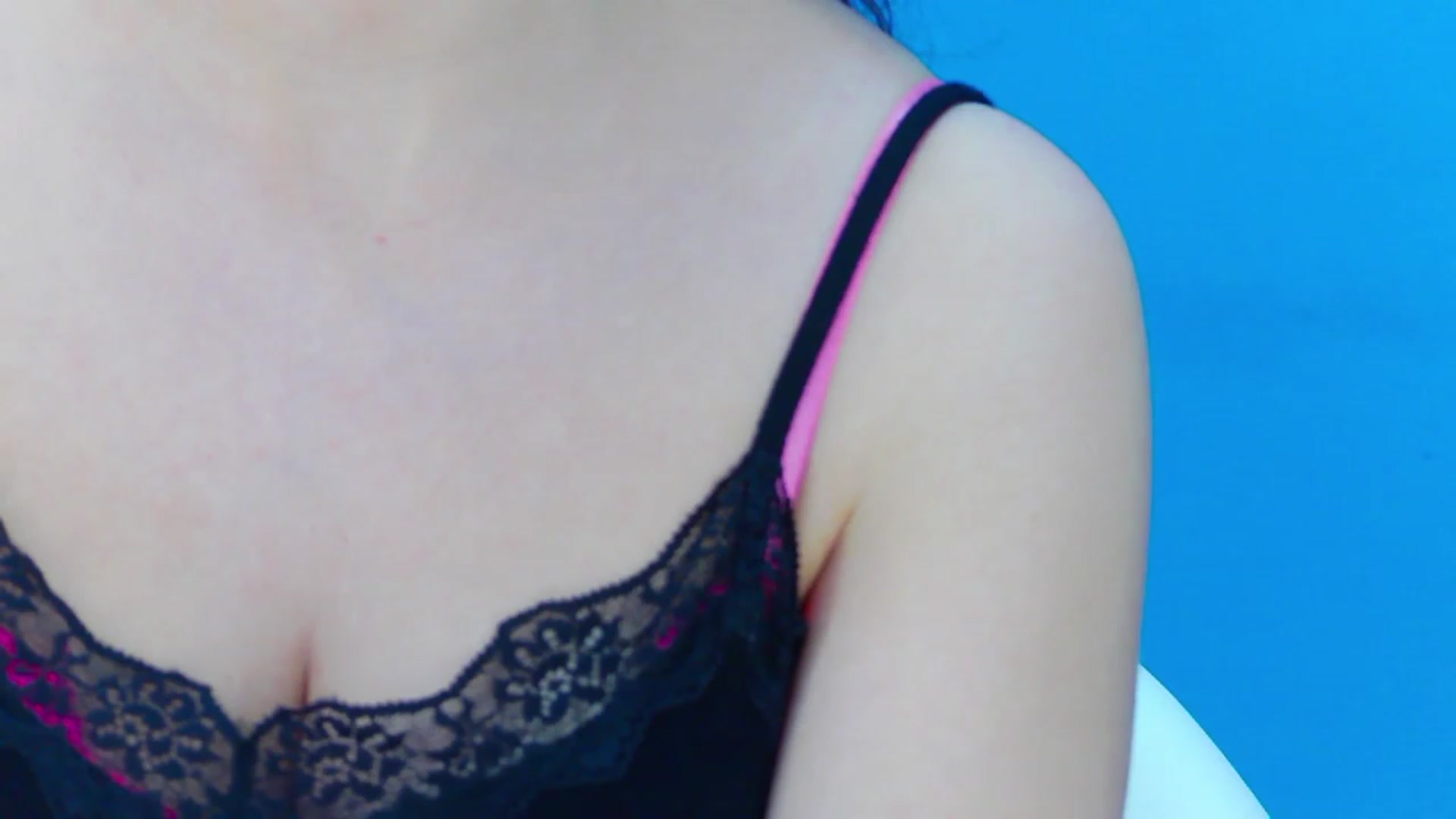 Gallery image thumbnail from Squirrel_MFC's myfreecams stream on, 03/06/2023, 24:34 image 9 of 20