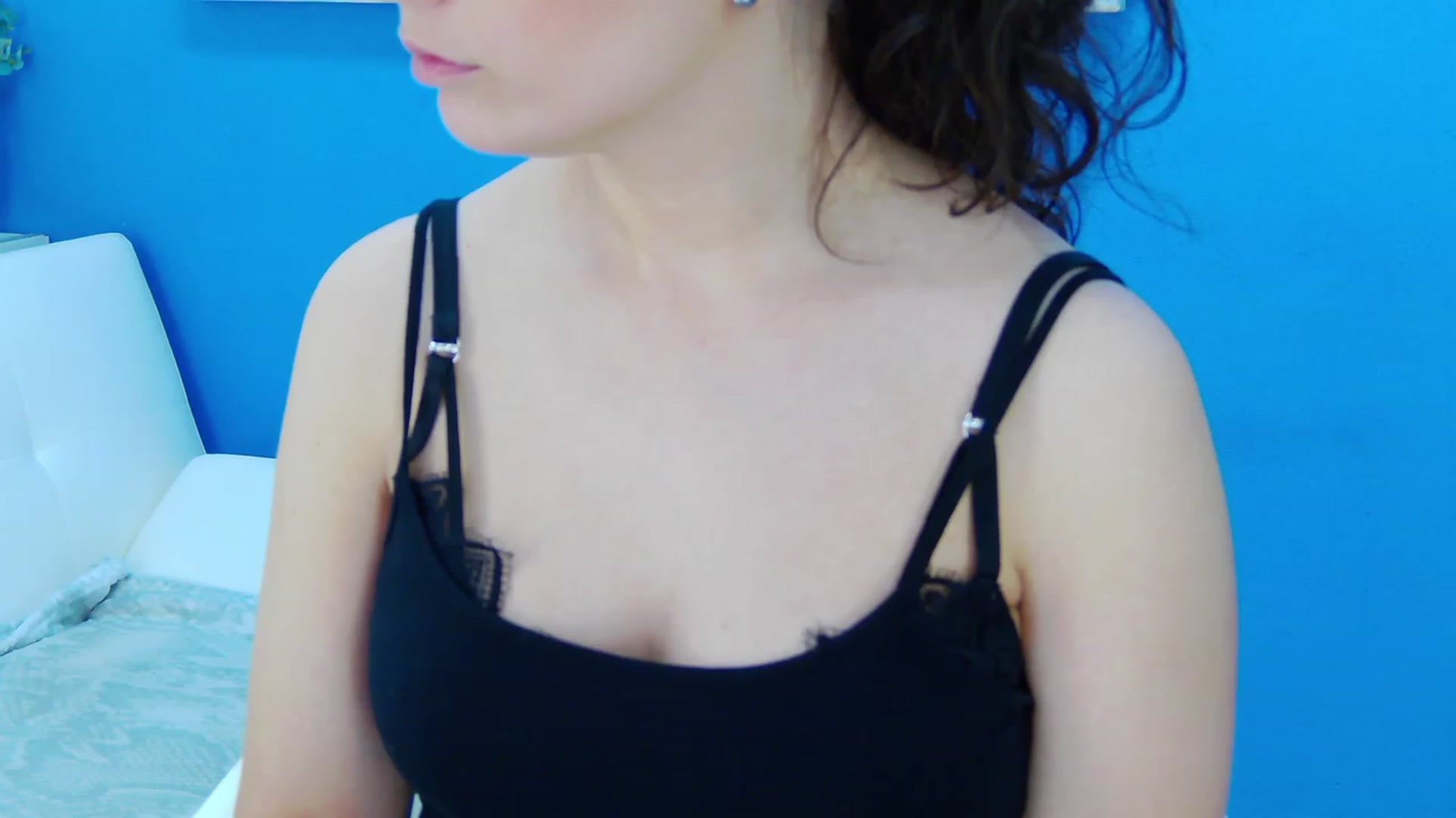 Gallery image thumbnail from Squirrel_MFC's myfreecams stream on, 03/09/2023, 21:22 image 10 of 20